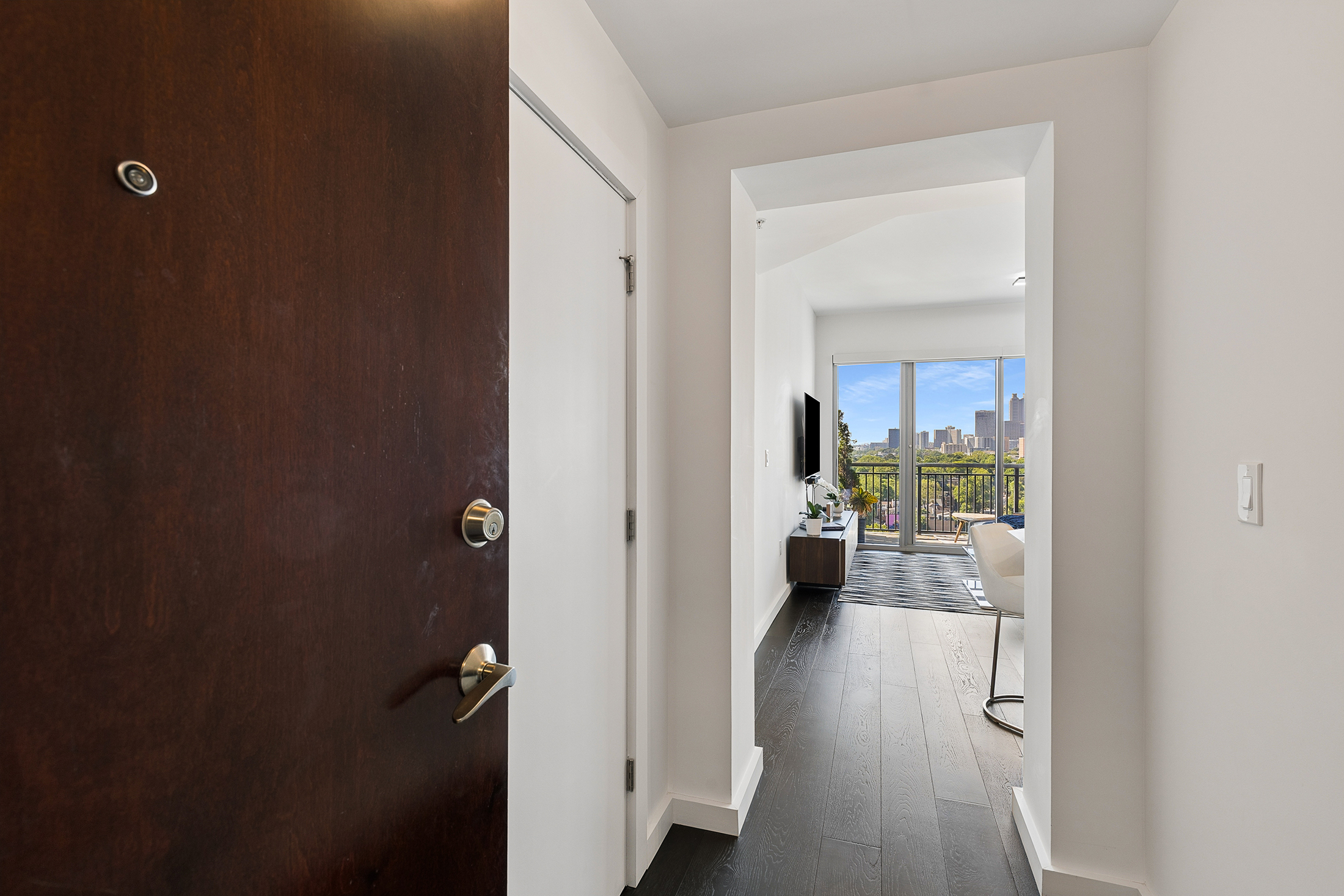  Exceptional One Bedroom Residence at Luxe - 物件實景