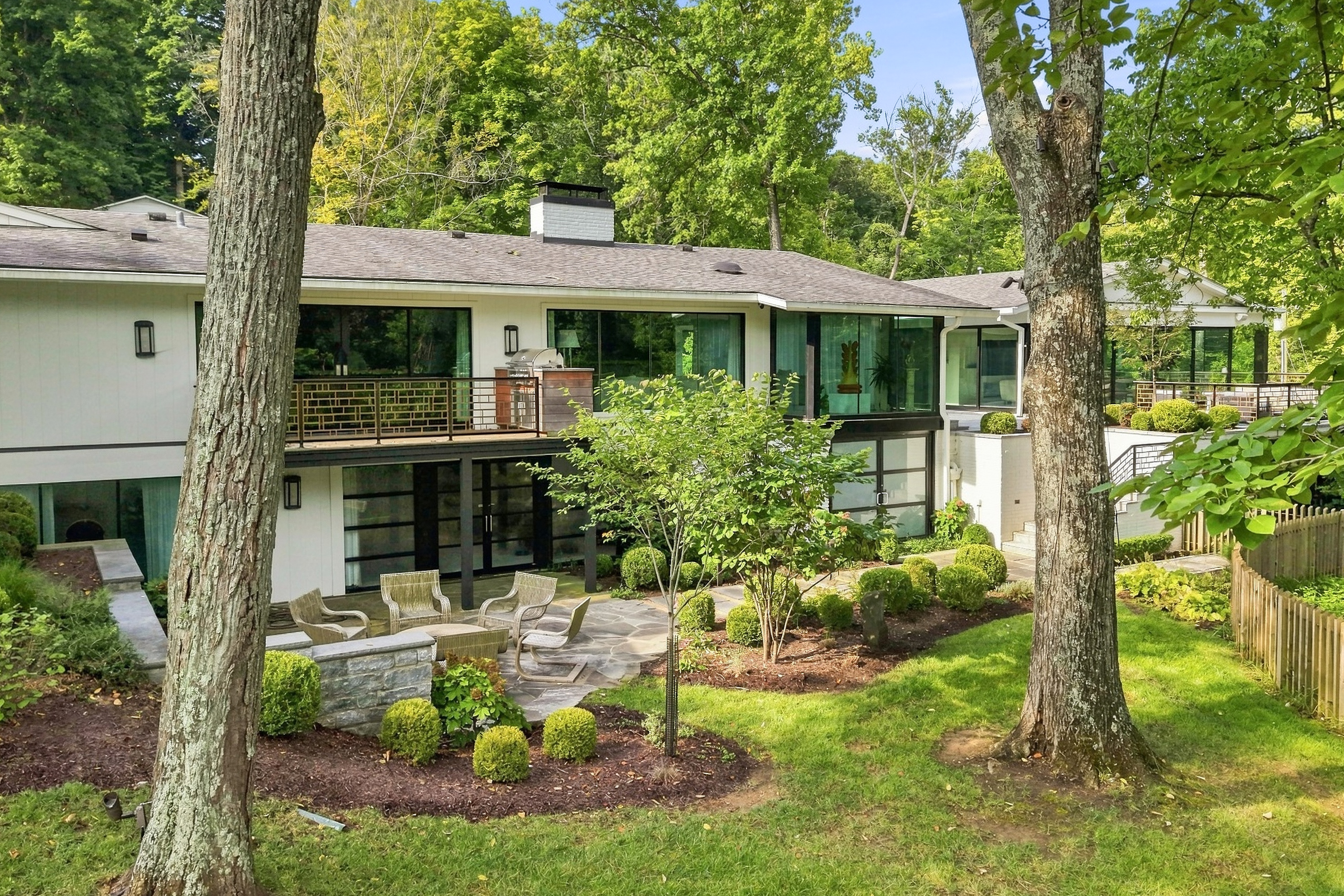  62 Indian Hills Trail, Louisville, KY 40207 - 物件實景