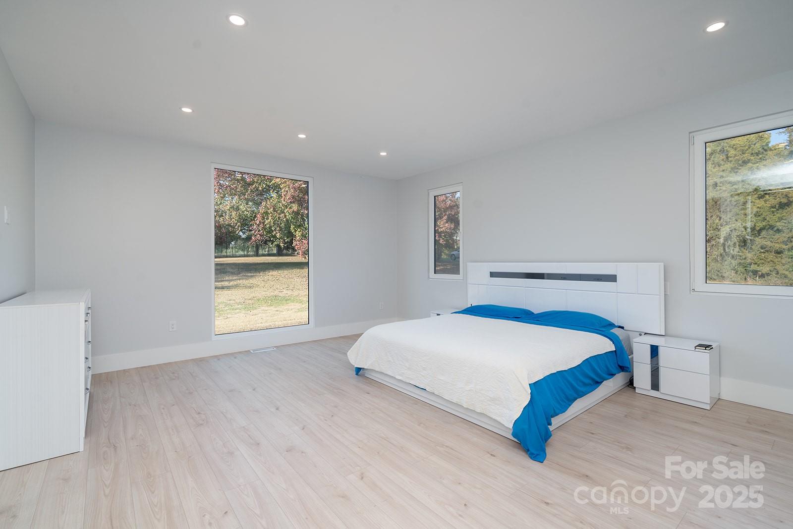 Waxhaw, North Carolina, 28173, United States, 5 Bedrooms Bedrooms, ,4 BathroomsBathrooms,Residential,For Sale,1990877