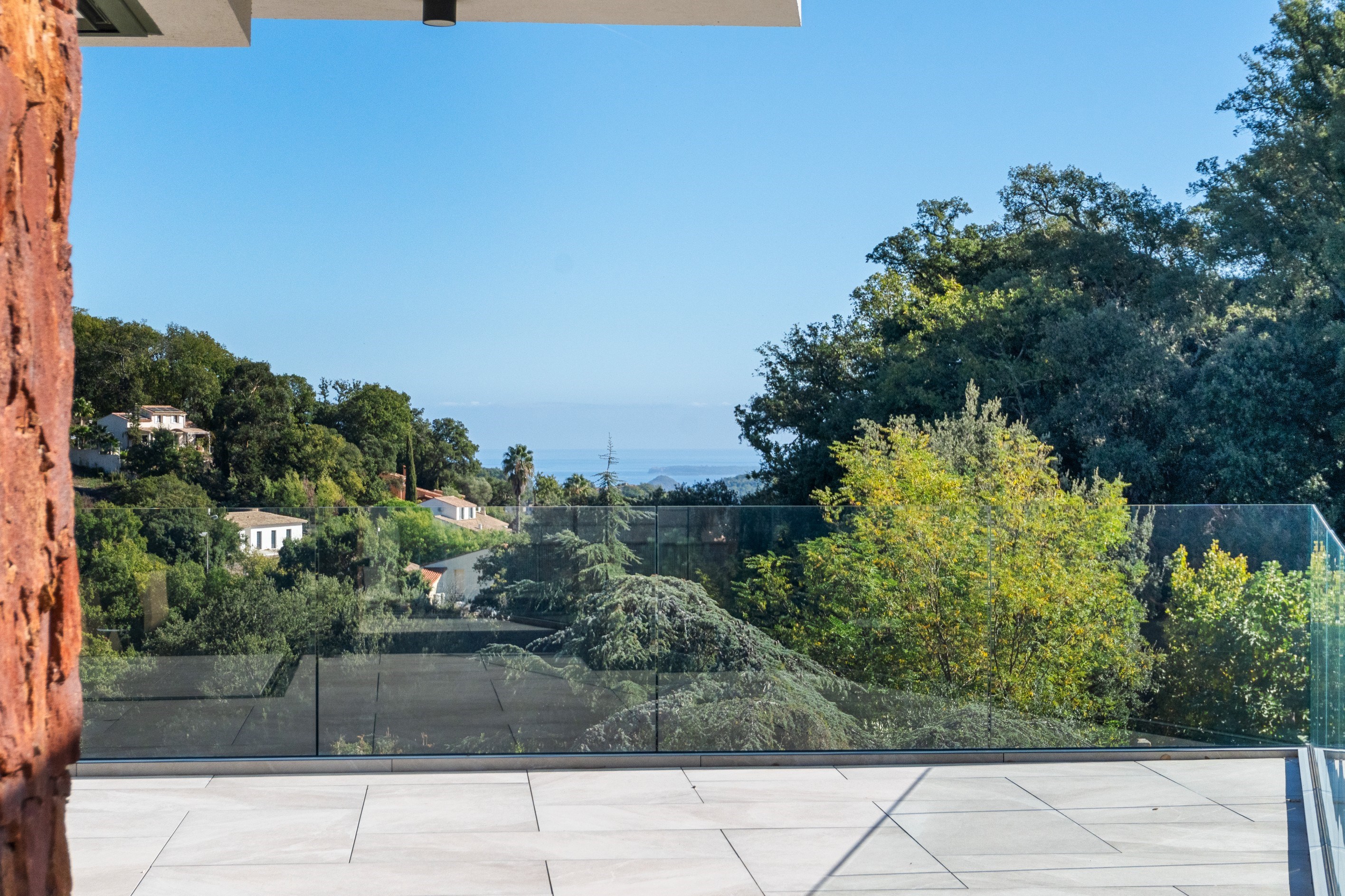  Exceptional apartment with sea view in Les Adrets-de-l’Estérel Côte d’Azur - 物件實景