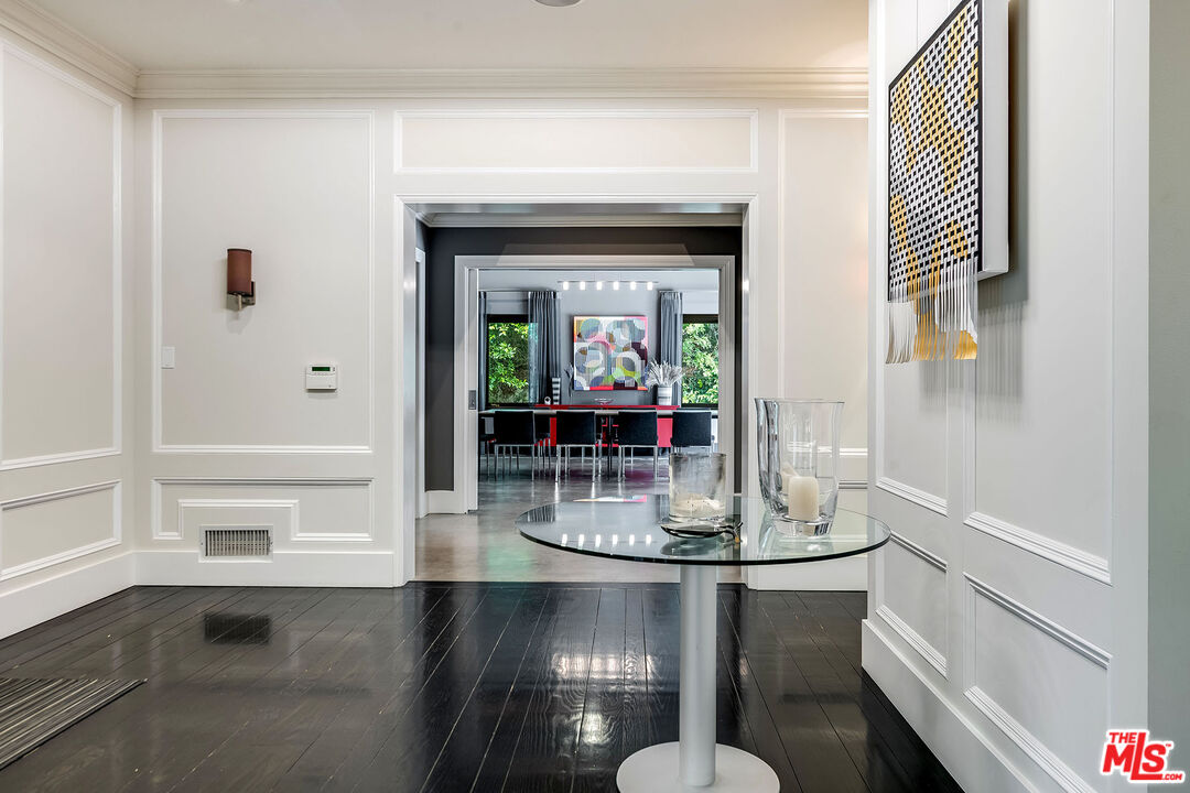 Los Angeles, California, 90077, United States, 5 Bedrooms Bedrooms, ,7 BathroomsBathrooms,Residential,For Sale,1827640