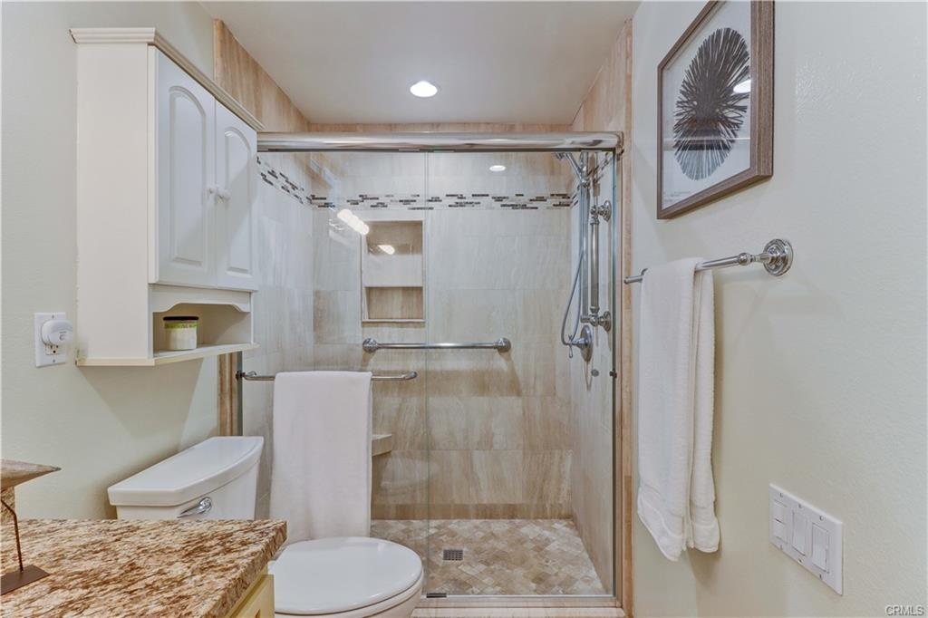 Laguna Woods, California, 92637, United States, 2 Bedrooms Bedrooms, ,1 BathroomBathrooms,Residential,For Sale,1943629
