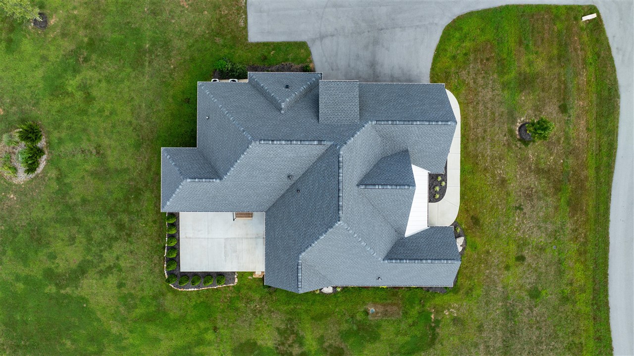 Bowling Green, Kentucky, 42103, United States, 5 Bedrooms Bedrooms, ,3 BathroomsBathrooms,Residential,For Sale,1752751