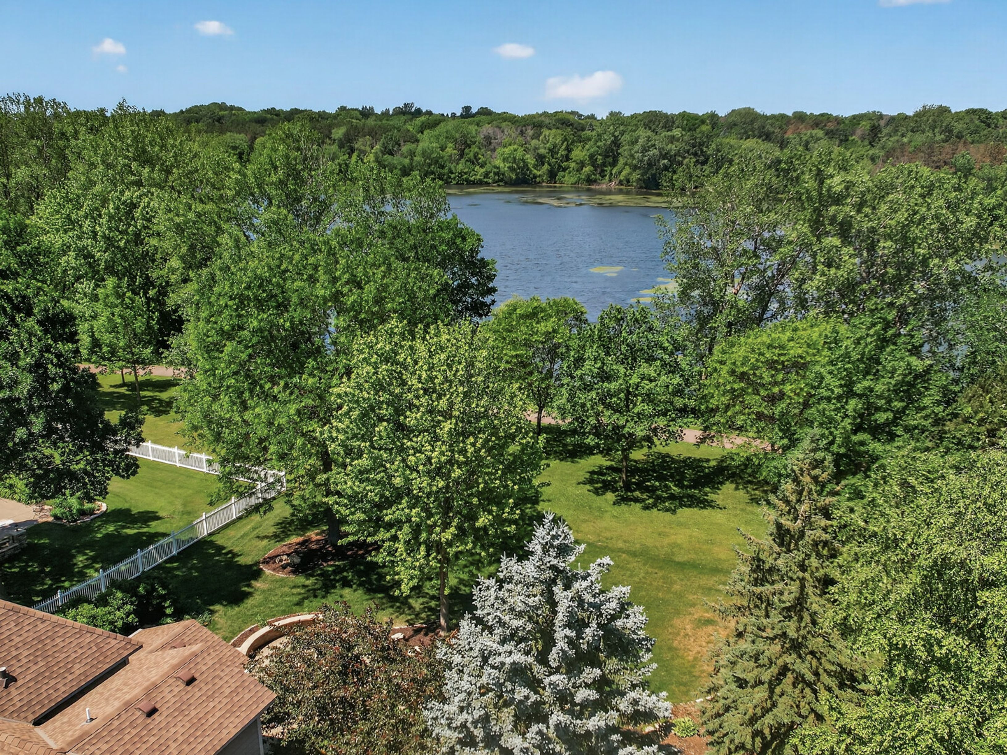  Luxury Lakeside Retreat in the Heart of Woodbury - 物件實景