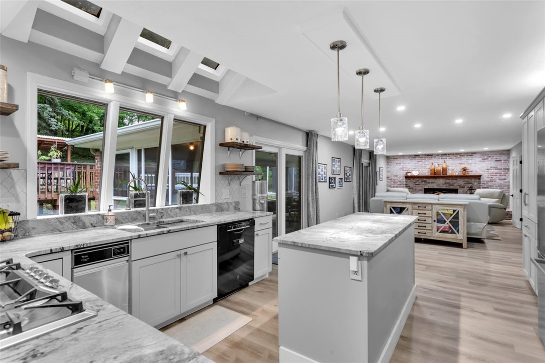 Murrysville, Pennsylvania, 15668, United States, 4 Bedrooms Bedrooms, ,3 BathroomsBathrooms,Residential,For Sale,1838945