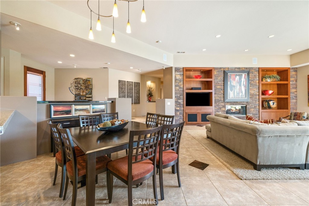 La Quinta, California, 92253, United States, 3 Bedrooms Bedrooms, ,3 BathroomsBathrooms,Residential,For Sale,1991413