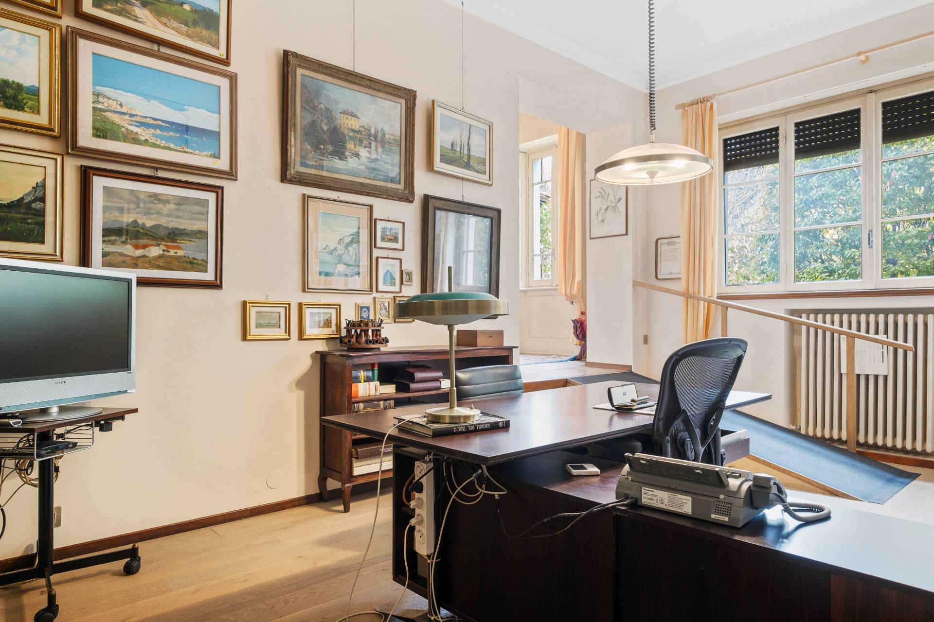 Varese, Varese, 21100, IT, 7 Bedrooms Bedrooms, ,3 BathroomsBathrooms,Residential,For Sale,1796981
