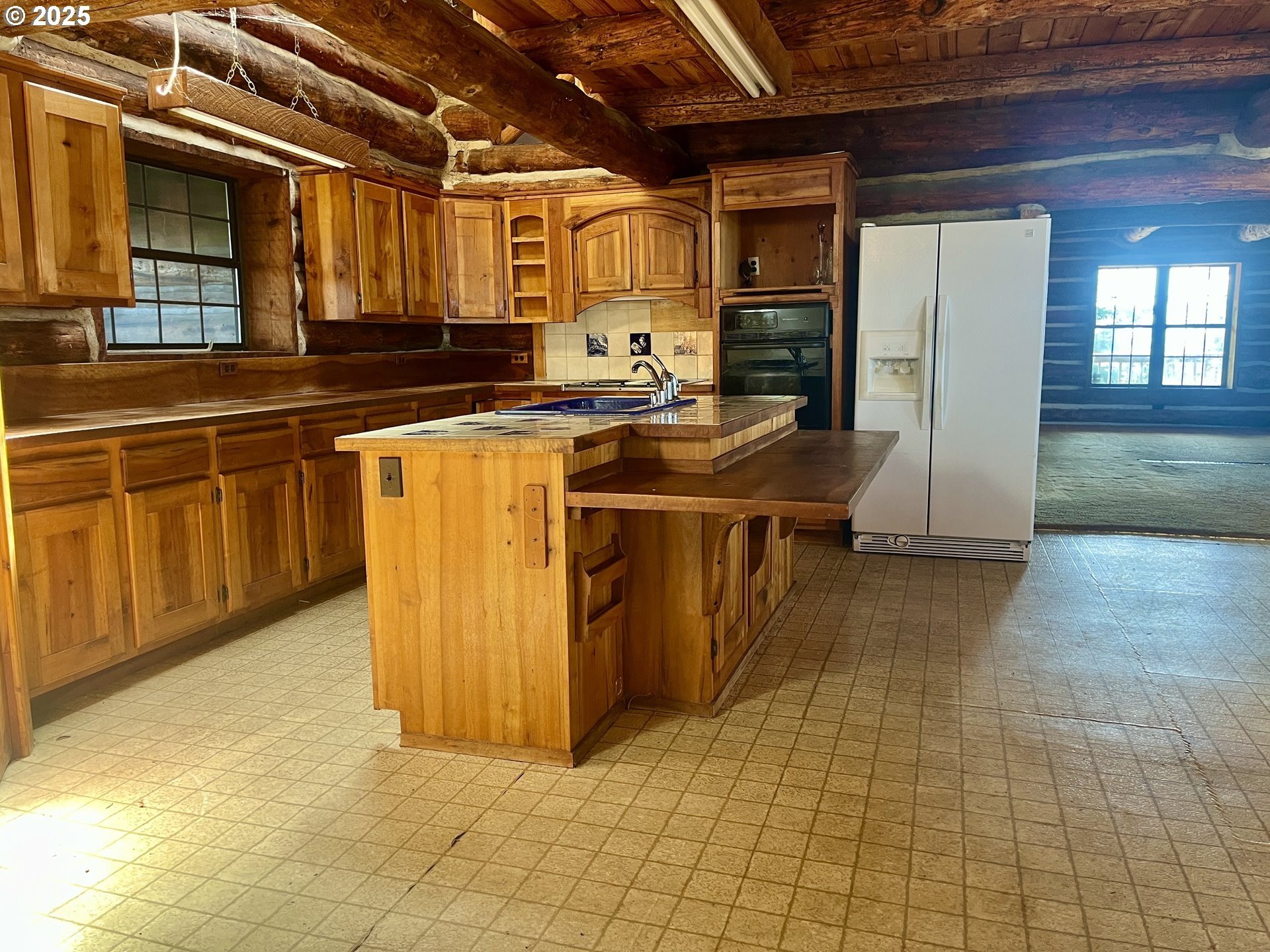 Gold Beach, Oregon, 97444, United States, 3 Bedrooms Bedrooms, ,3 BathroomsBathrooms,Residential,For Sale,1977644