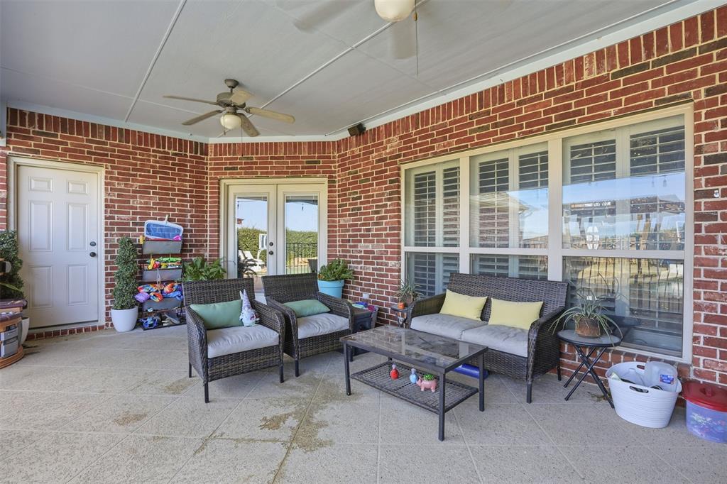 Cleburne, Texas, 76033, United States, 4 Bedrooms Bedrooms, ,3 BathroomsBathrooms,Residential,For Sale,2002191