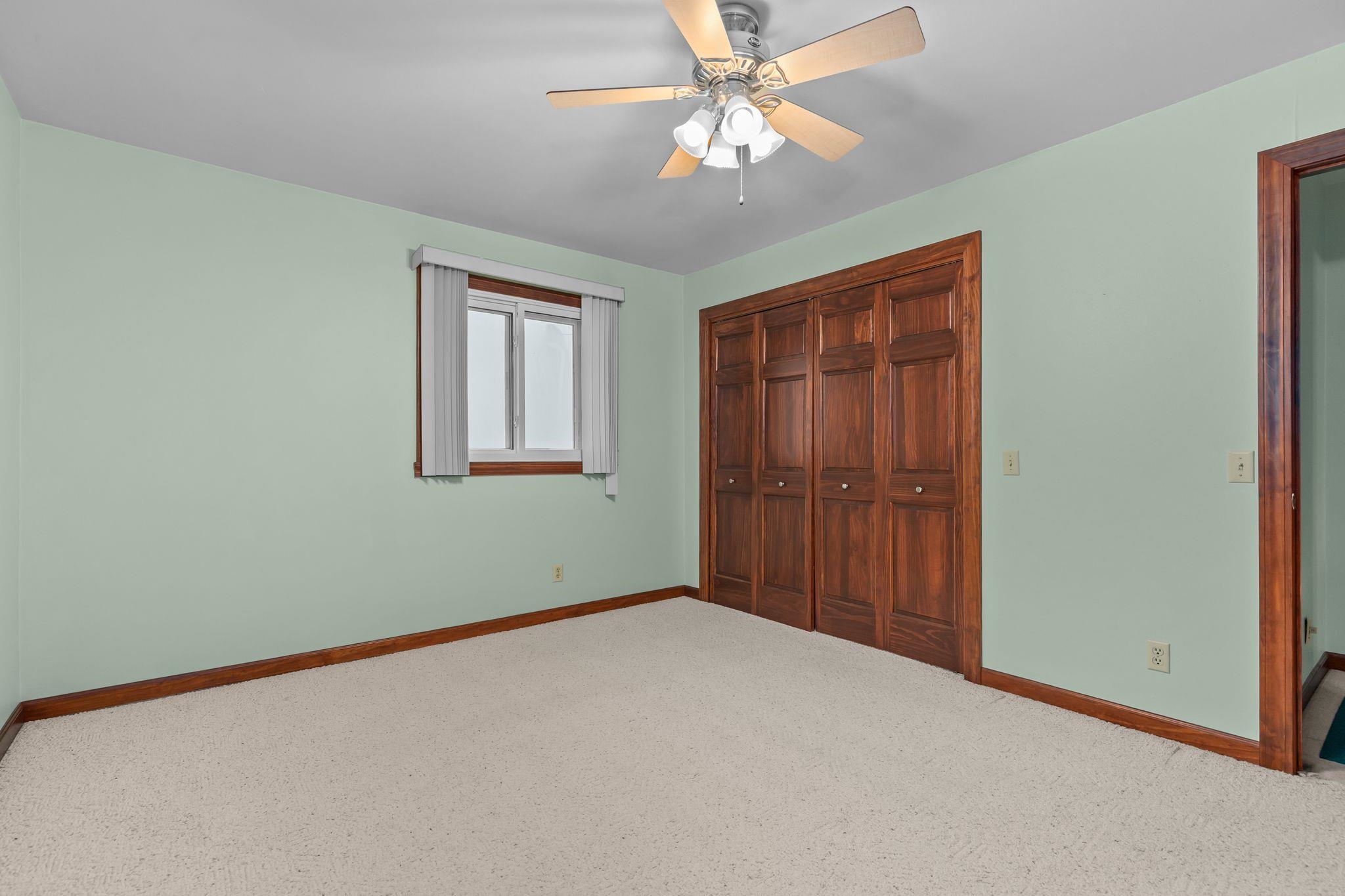 MENASHA, Wisconsin, 54942, United States, 4 Bedrooms Bedrooms, ,2 BathroomsBathrooms,Residential,For Sale,1996983