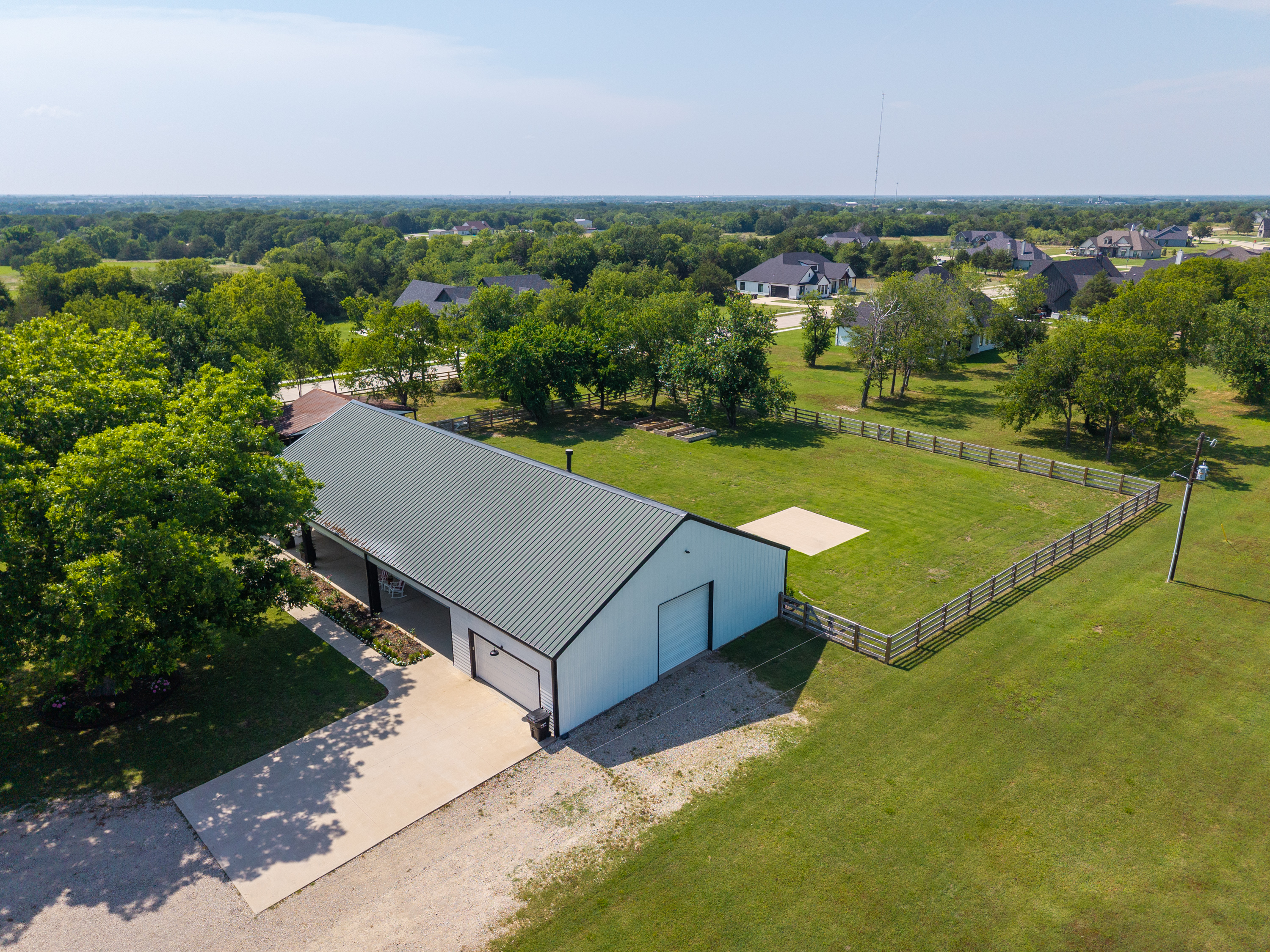Caddo Mills, Texas, 75135, United States, 4 Bedrooms Bedrooms, ,3 BathroomsBathrooms,Residential,For Sale,1915127