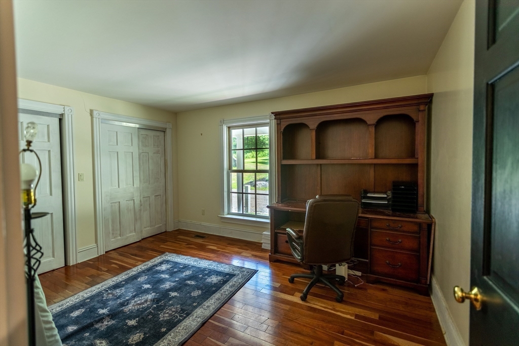 Hardwick, Massachusetts, 01037, United States, 5 Bedrooms Bedrooms, ,5 BathroomsBathrooms,Residential,For Sale,1904254