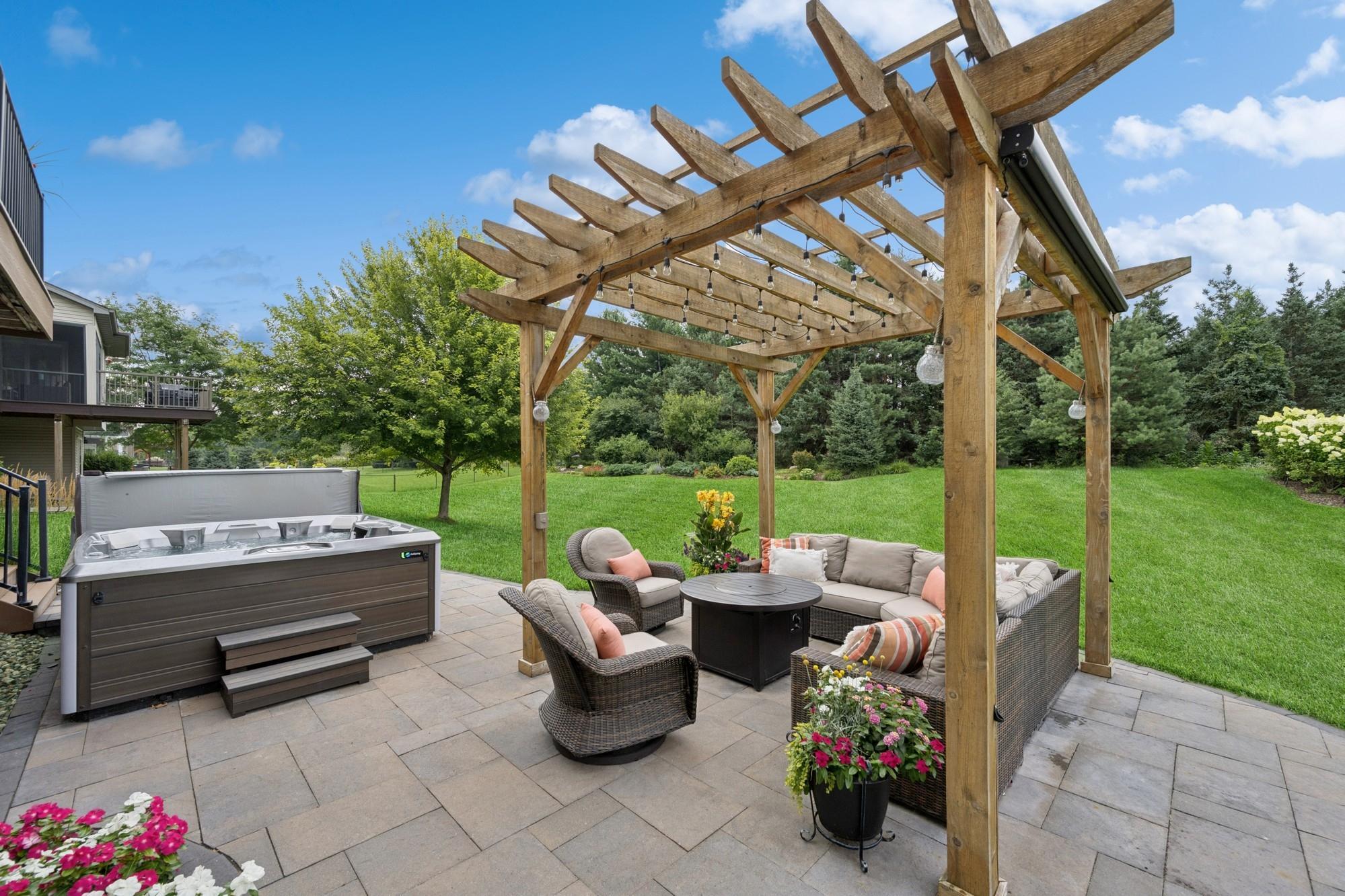 Brooklyn Park, Minnesota, 55445, United States, 5 Bedrooms Bedrooms, ,3 BathroomsBathrooms,Residential,For Sale,1991127