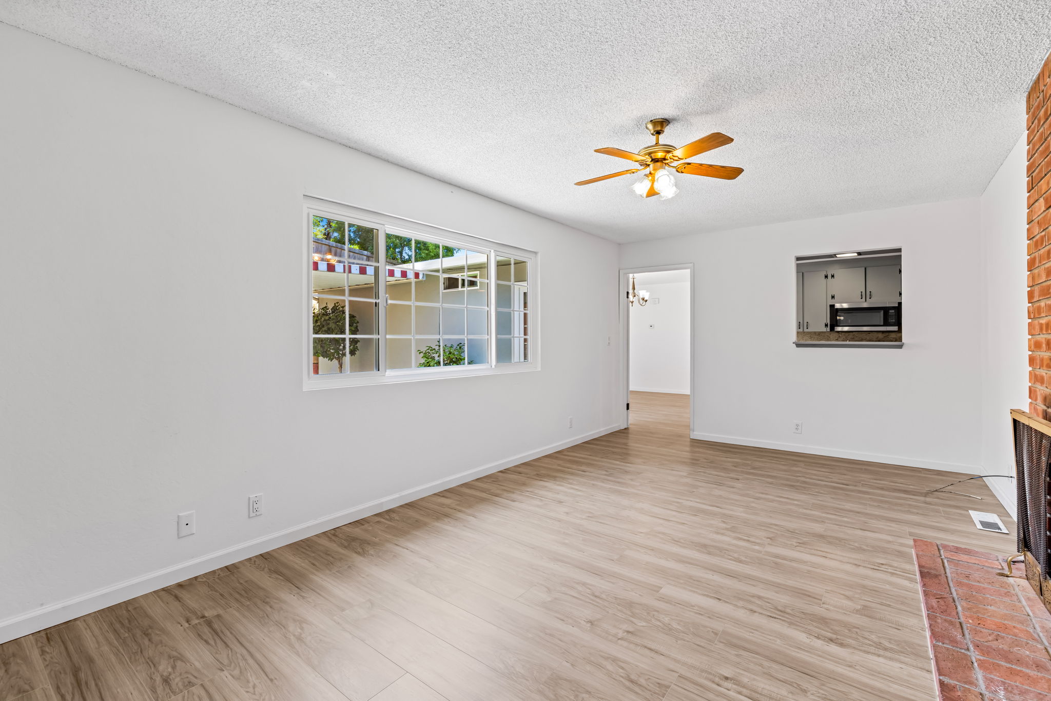 Watsonville, California, 95076, United States, 3 Bedrooms Bedrooms, ,2 BathroomsBathrooms,Residential,For Sale,1976793