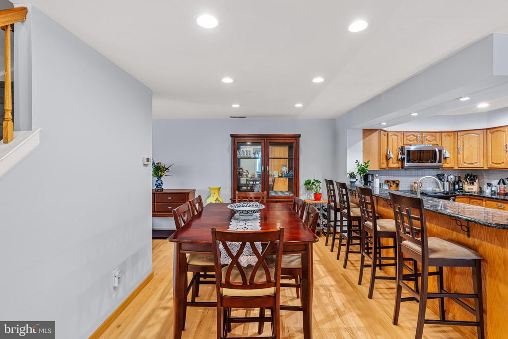 Plainsboro, New Jersey, 08536, United States, 3 Bedrooms Bedrooms, ,3 BathroomsBathrooms,Residential,For Sale,1975550