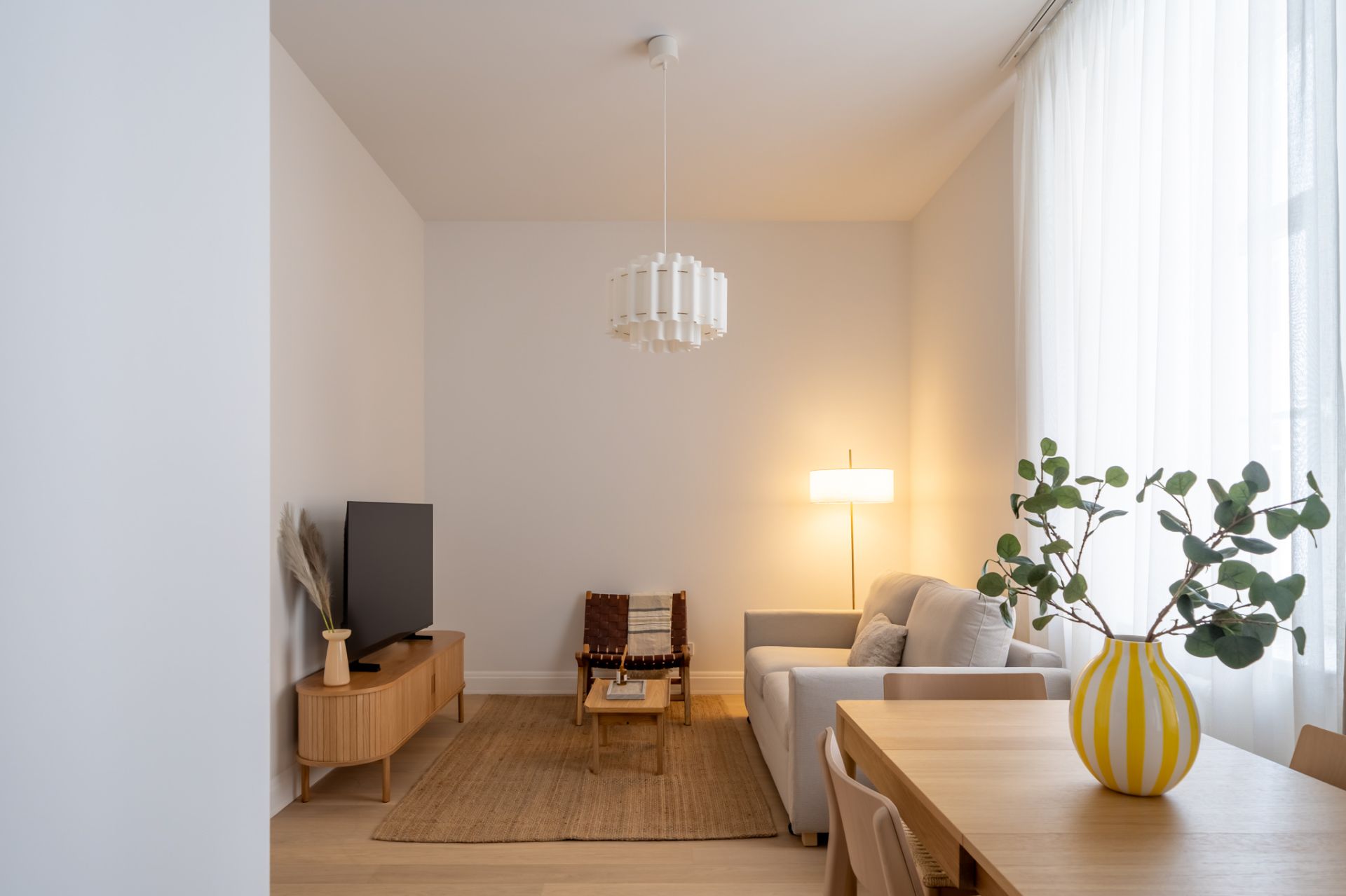  Elegant Investment Apartment in Historic Raina Nams, Opposite the National Opera - 物件實景