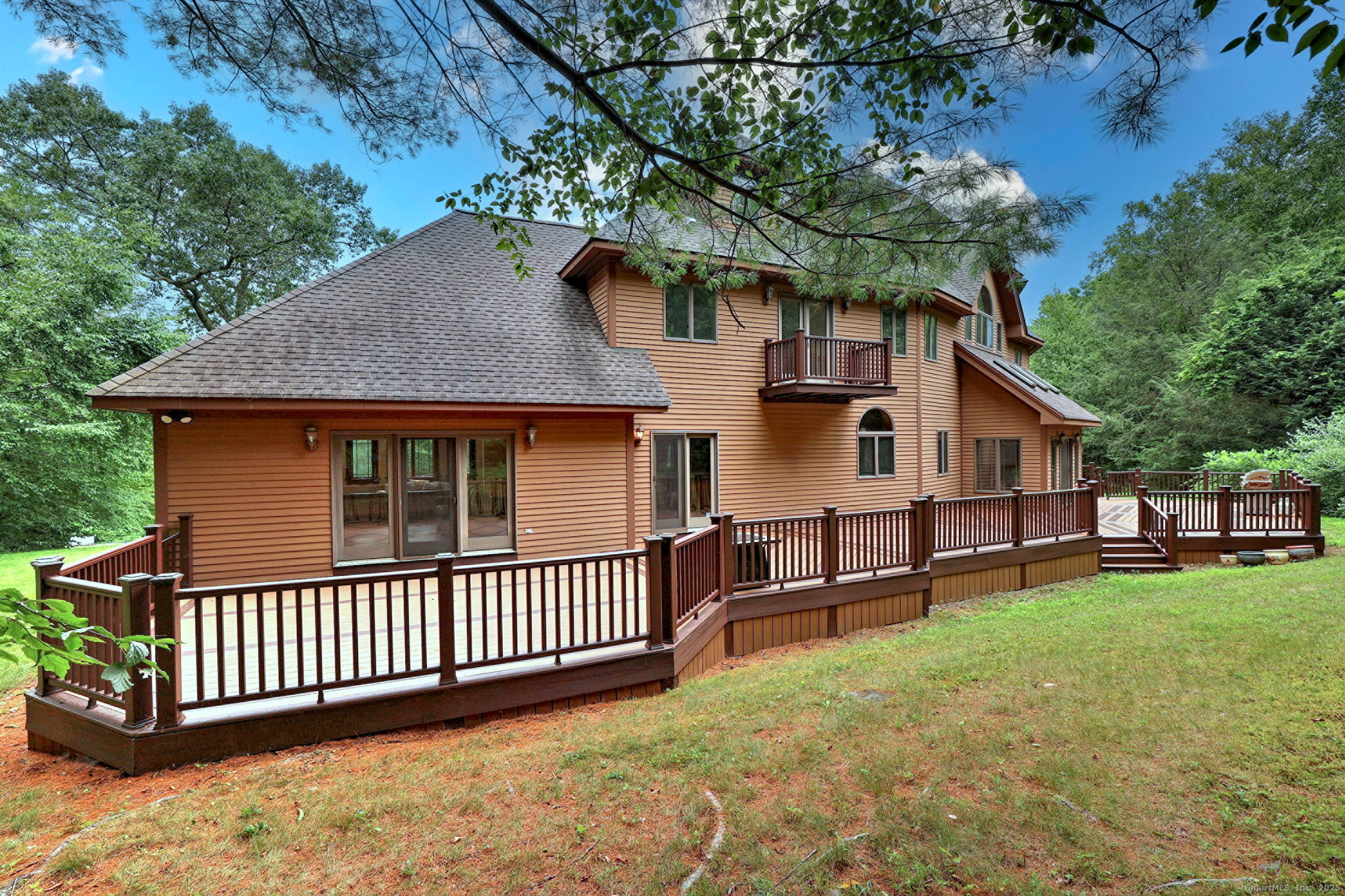 Bethany, Connecticut, 06524, United States, 4 Bedrooms Bedrooms, ,4 BathroomsBathrooms,Residential,For Sale,1905927