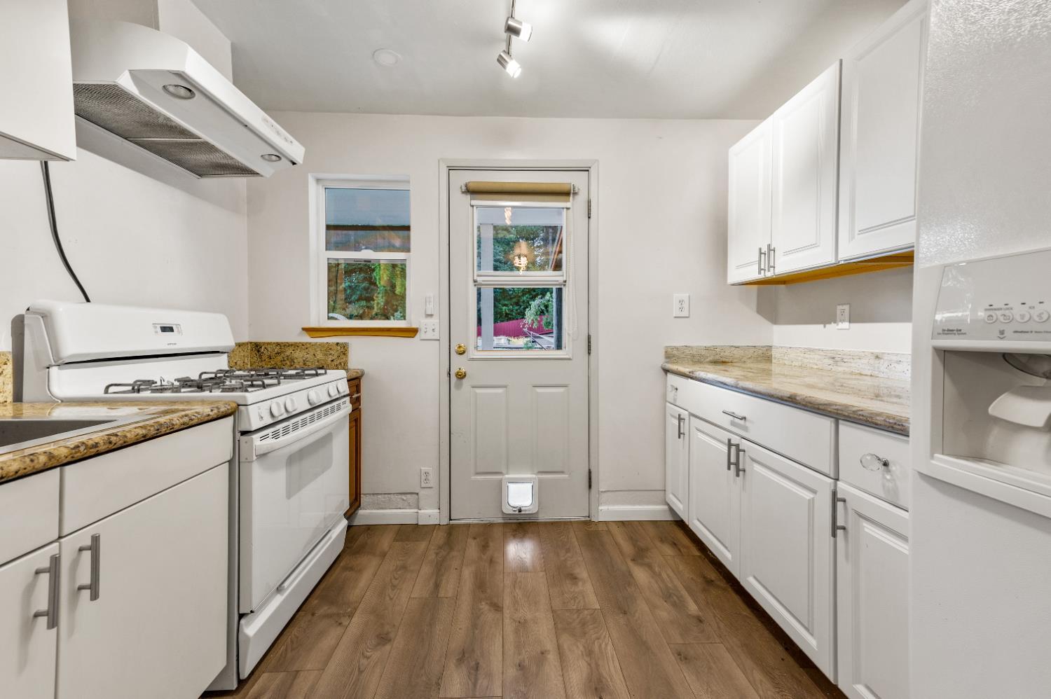 Grass Valley, California, 95945, United States, 4 Bedrooms Bedrooms, ,4 BathroomsBathrooms,Residential,For Sale,1897188