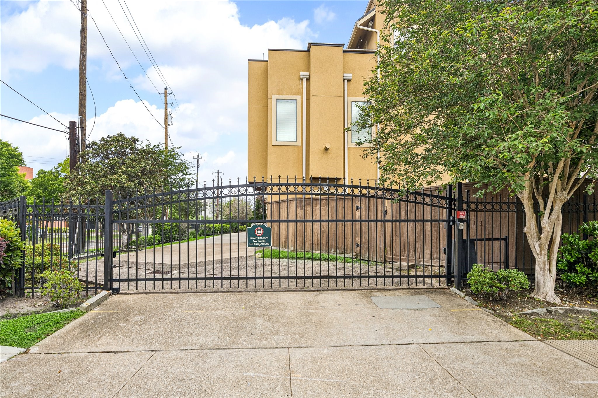  608 Westcott Street - 物件實景