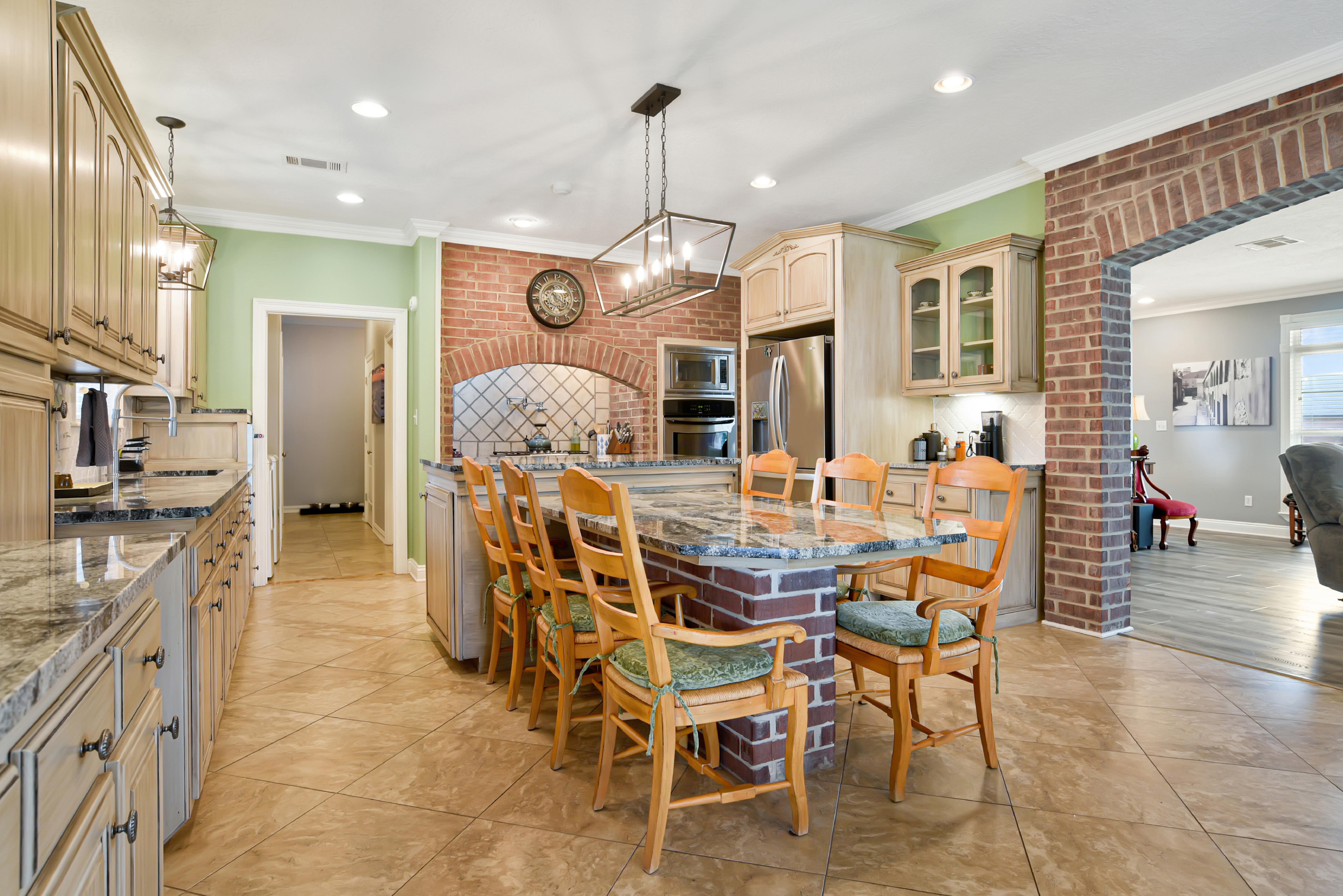 Westlake, Louisiana, 70669, United States, 4 Bedrooms Bedrooms, ,3 BathroomsBathrooms,Residential,For Sale,2001563