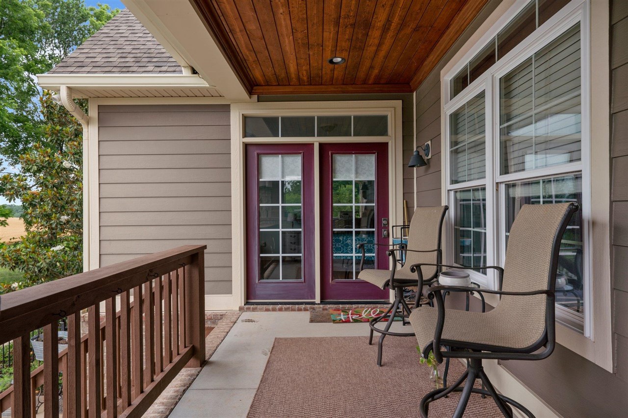 Franklin, Kentucky, 42134, United States, 6 Bedrooms Bedrooms, ,3 BathroomsBathrooms,Residential,For Sale,2002966