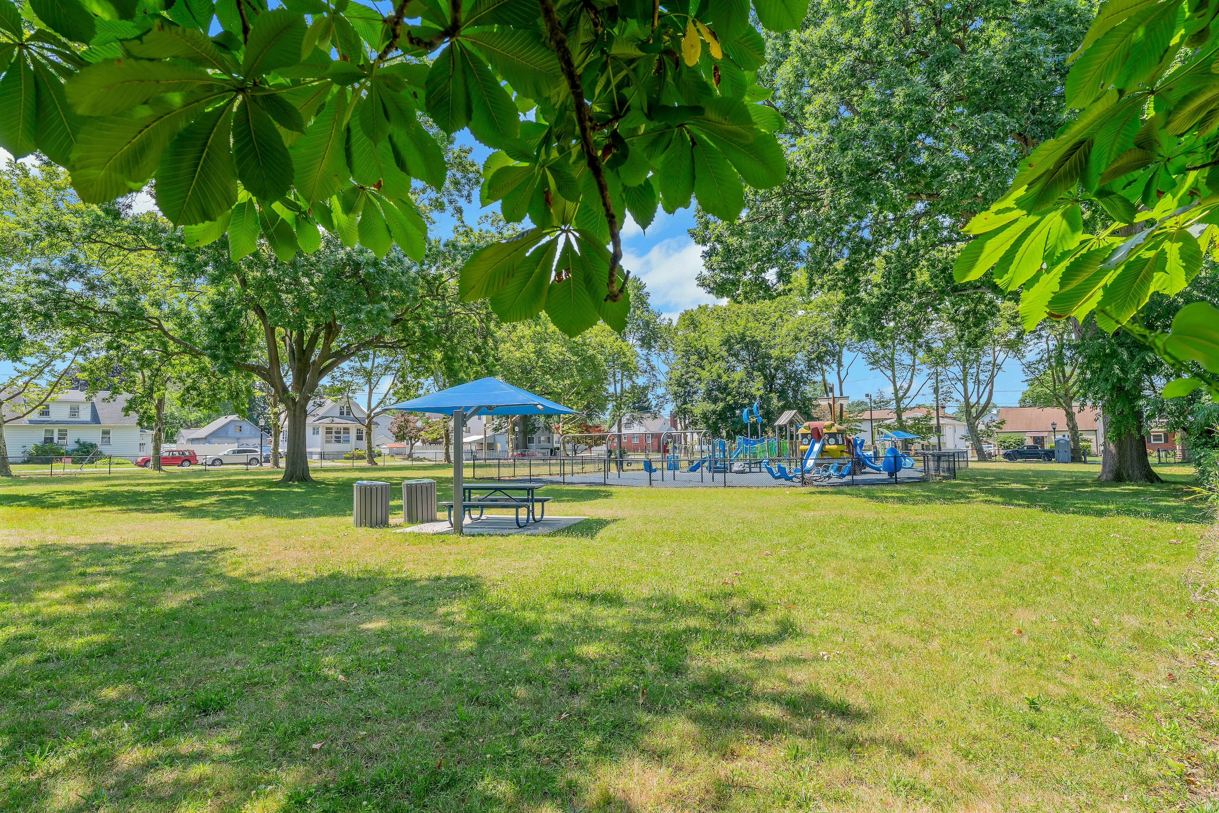  20 Florence Place, Elmwood Park, NJ 07407 - 物件實景
