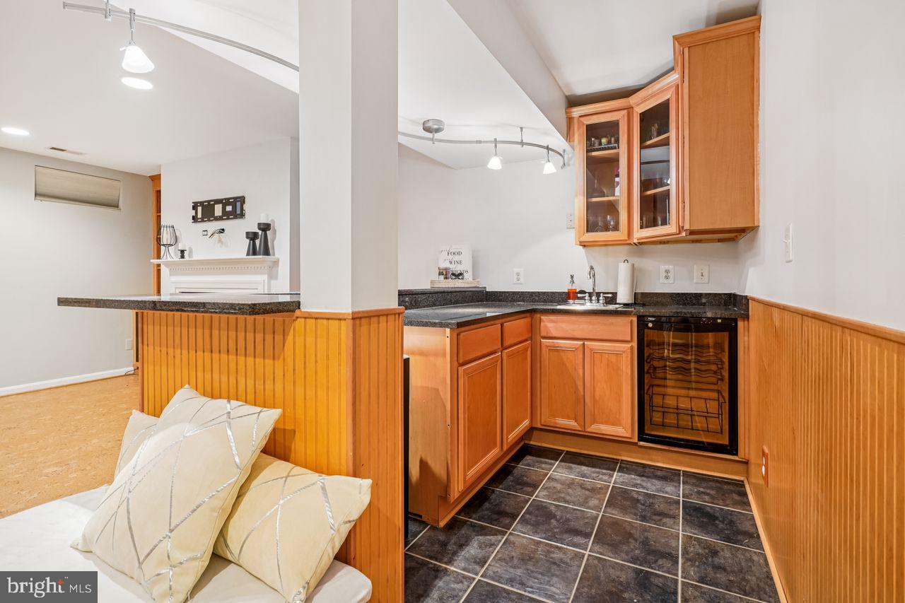 Warrenton, Virginia, 20187, United States, 4 Bedrooms Bedrooms, ,4 BathroomsBathrooms,Residential,For Sale,1989713