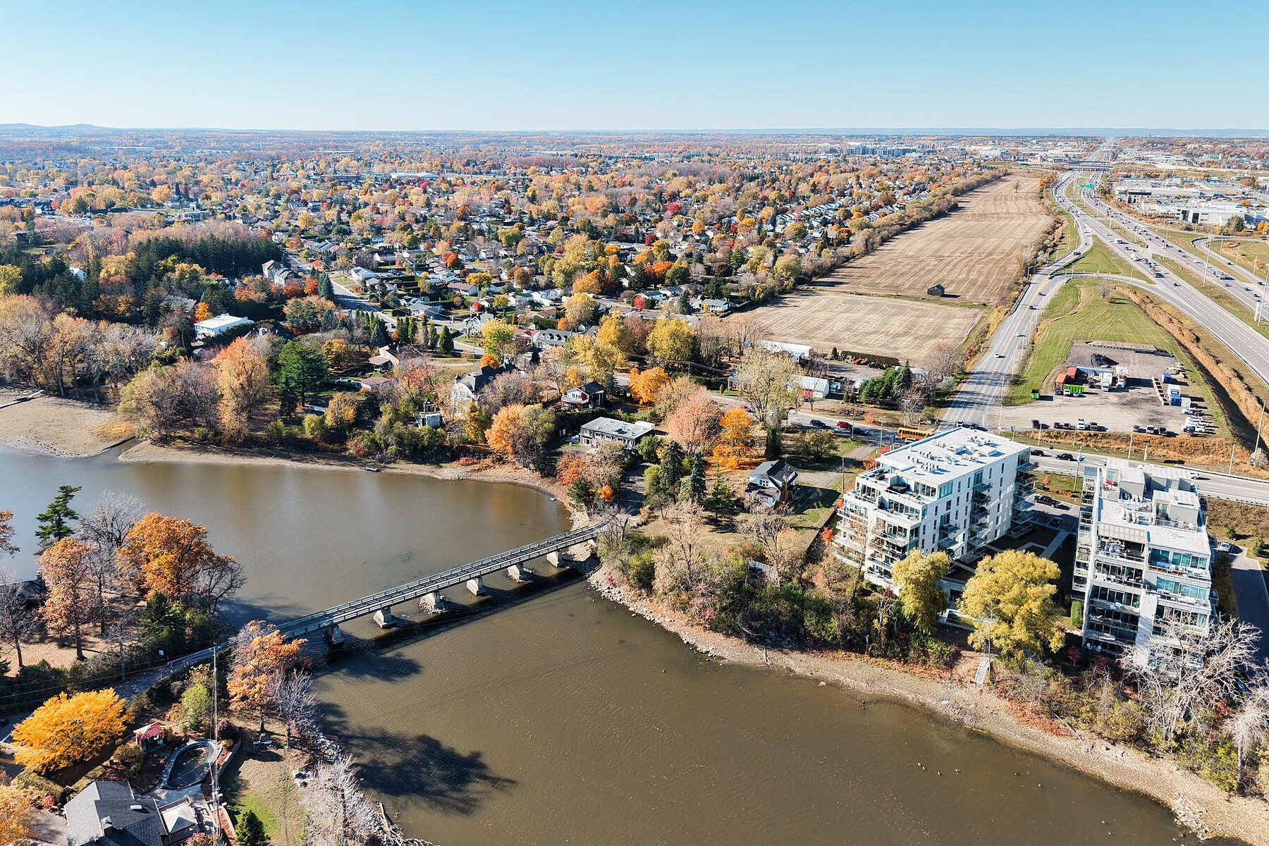  Boisbriand, Laurentides - 物件實景