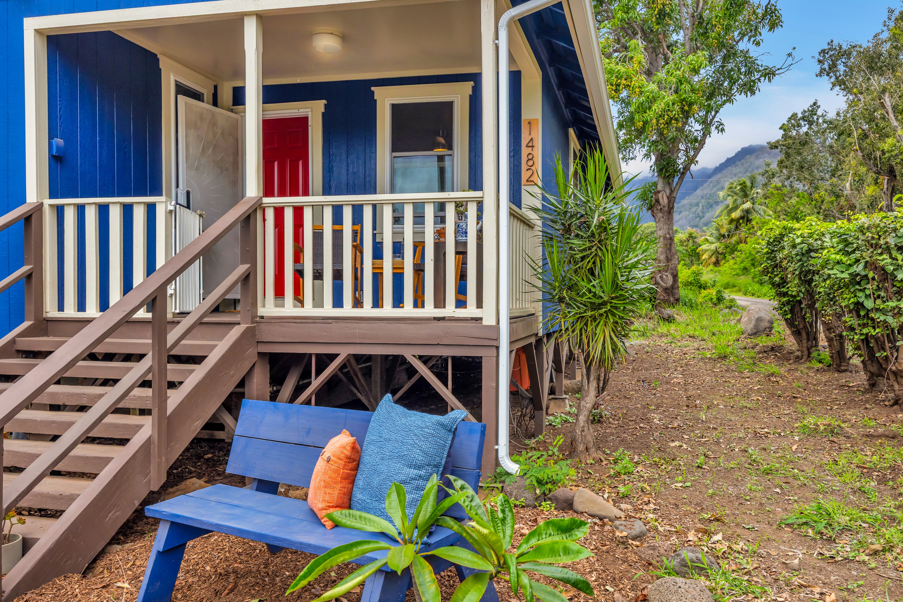  Timeless Plantation Home with Modern Upgrades - 物件實景