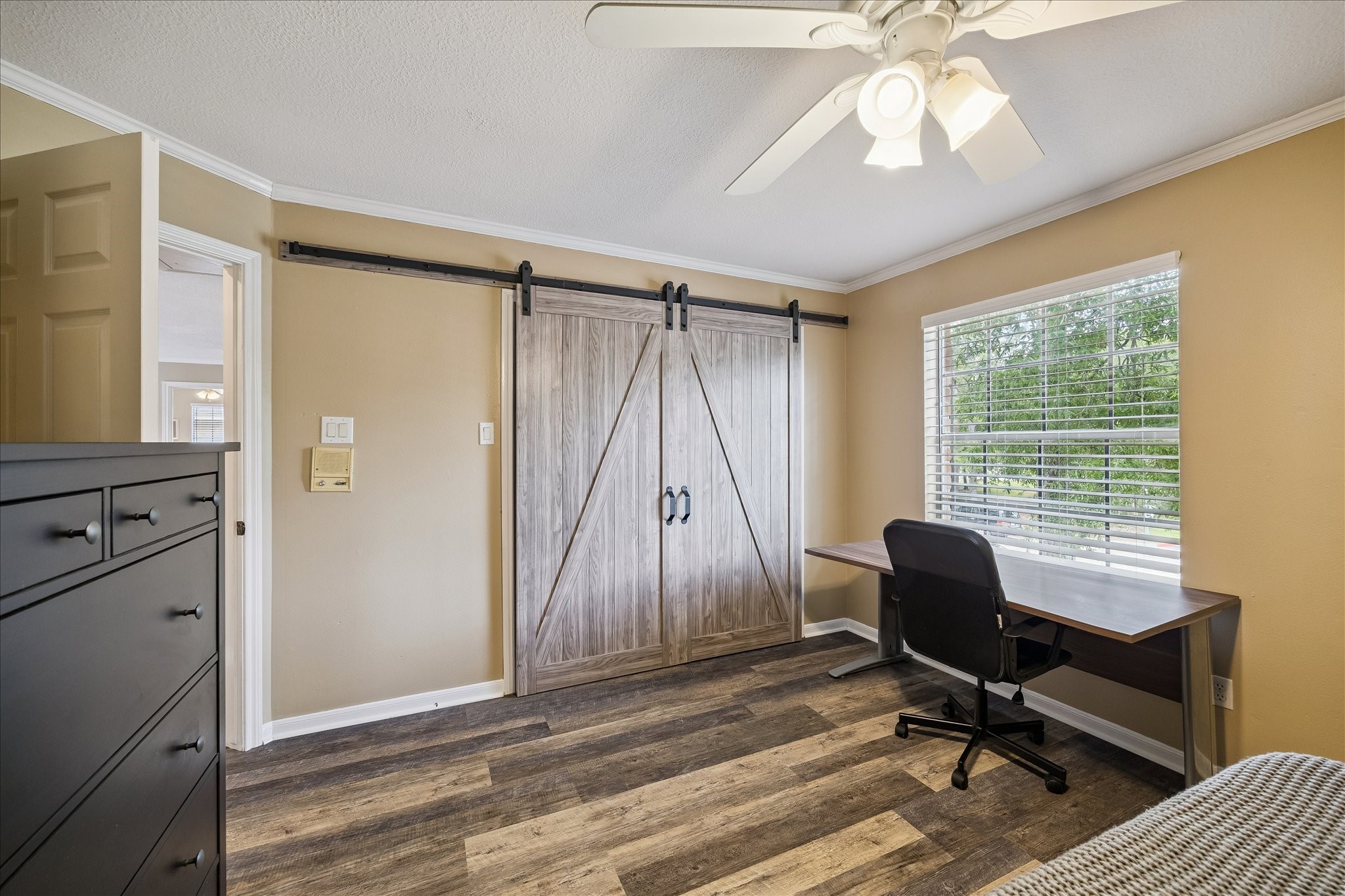  2919 Forest Garden Drive - 物件實景