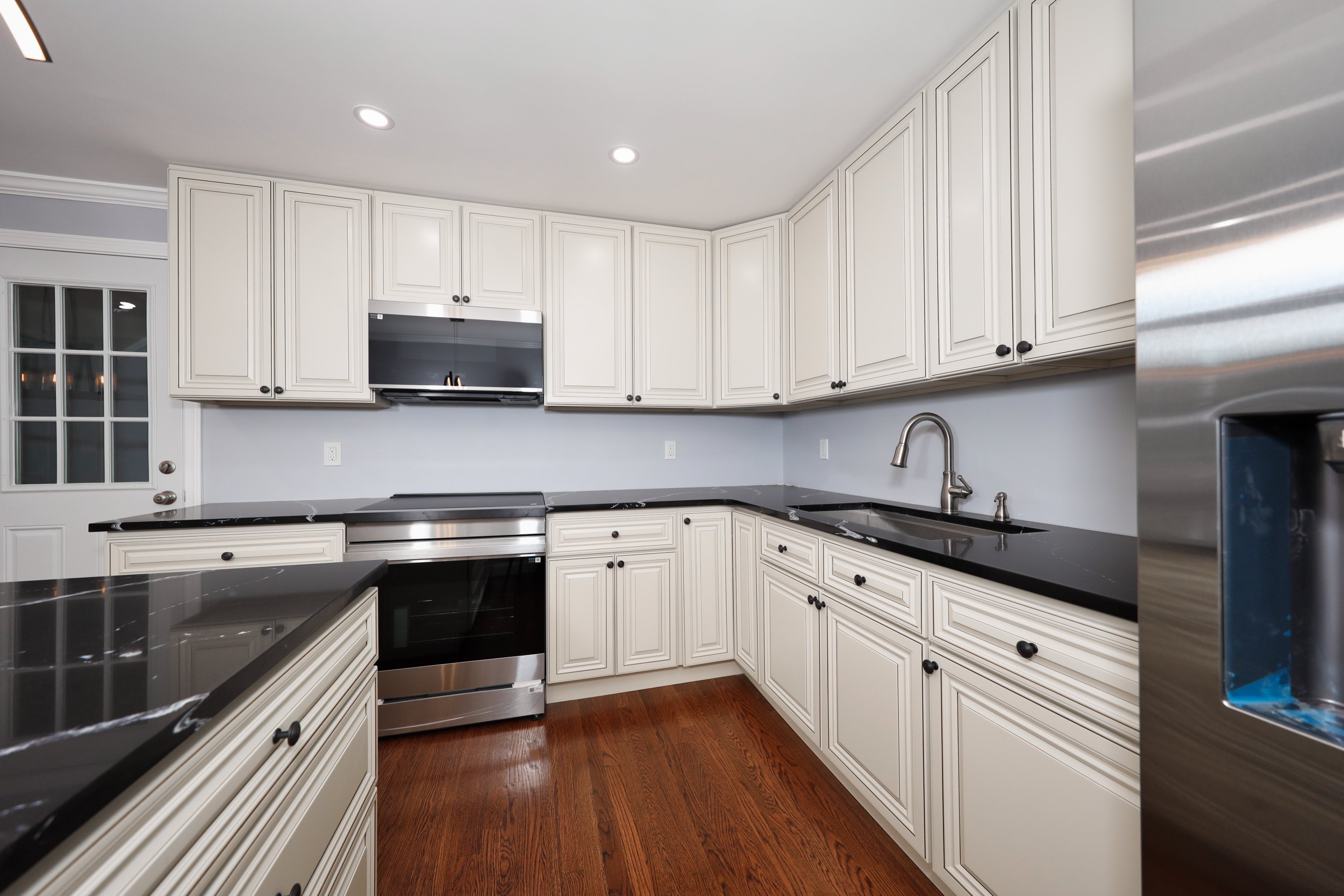 Bridgeport, Connecticut, 06606, United States, 5 Bedrooms Bedrooms, ,3 BathroomsBathrooms,Residential,For Sale,1930602
