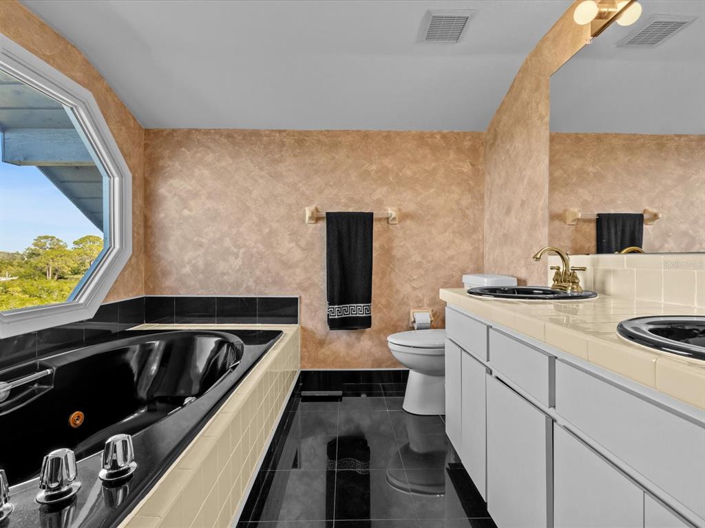 Tarpon Springs, Florida, 34689, United States, 3 Bedrooms Bedrooms, ,3 BathroomsBathrooms,Residential,For Sale,1684386