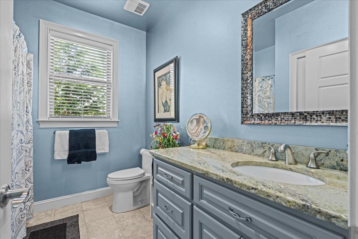 Chesnee, South Carolina, 29323, United States, 5 Bedrooms Bedrooms, ,5 BathroomsBathrooms,Residential,For Sale,1825436
