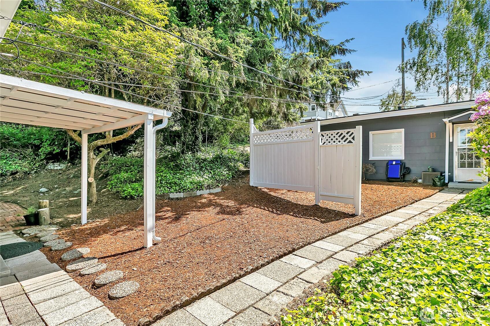 UNIVERSITY PLACE, Washington, 98466, United States, 2 Bedrooms Bedrooms, ,2 BathroomsBathrooms,Residential,For Sale,1969350