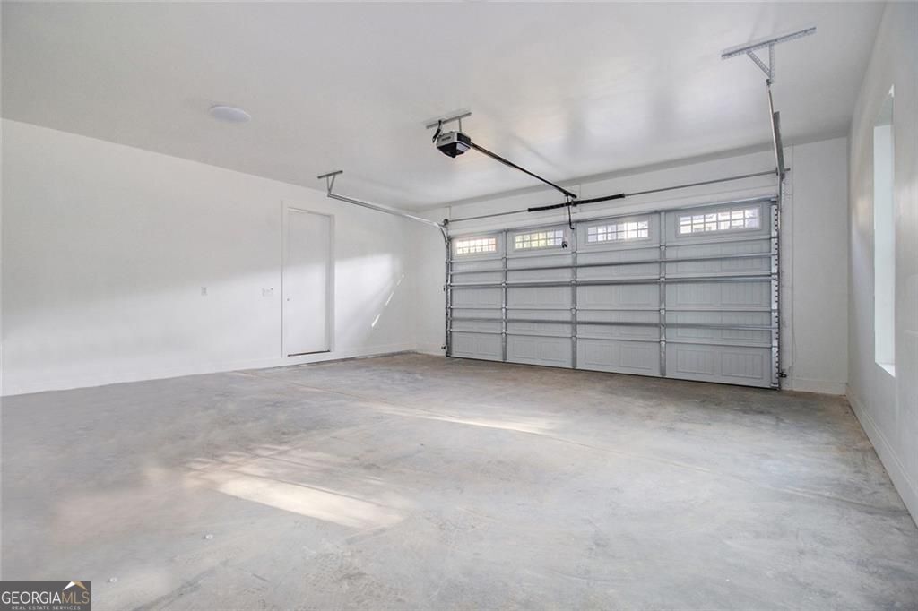 Dawsonville, Georgia, 30534, United States, 5 Bedrooms Bedrooms, ,7 BathroomsBathrooms,Residential,For Sale,1952234