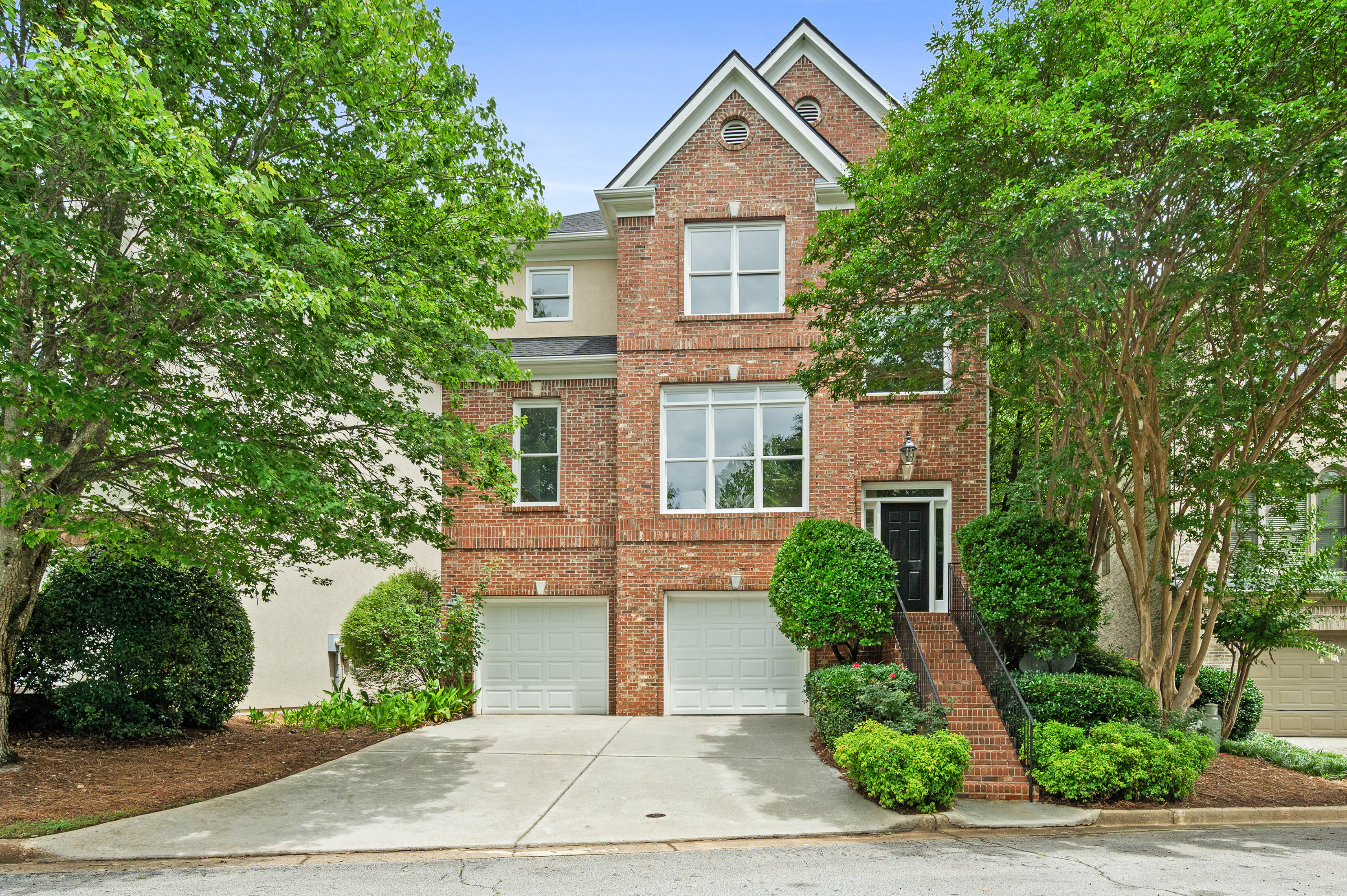  Stunning, All-Brick Home in Sought-After Medlock Place - 物件實景