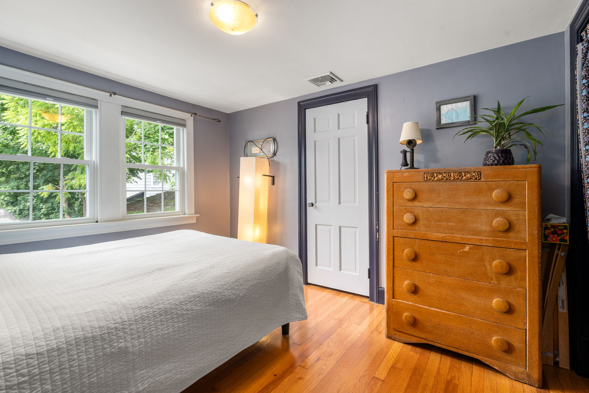  94 Grove Street, Medford, MA, 02155 - 物件實景