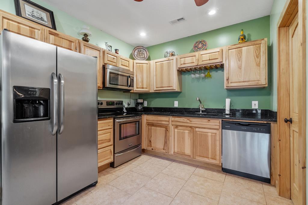 Morganton, Georgia, 30560, United States, 3 Bedrooms Bedrooms, ,3 BathroomsBathrooms,Residential,For Sale,1973910