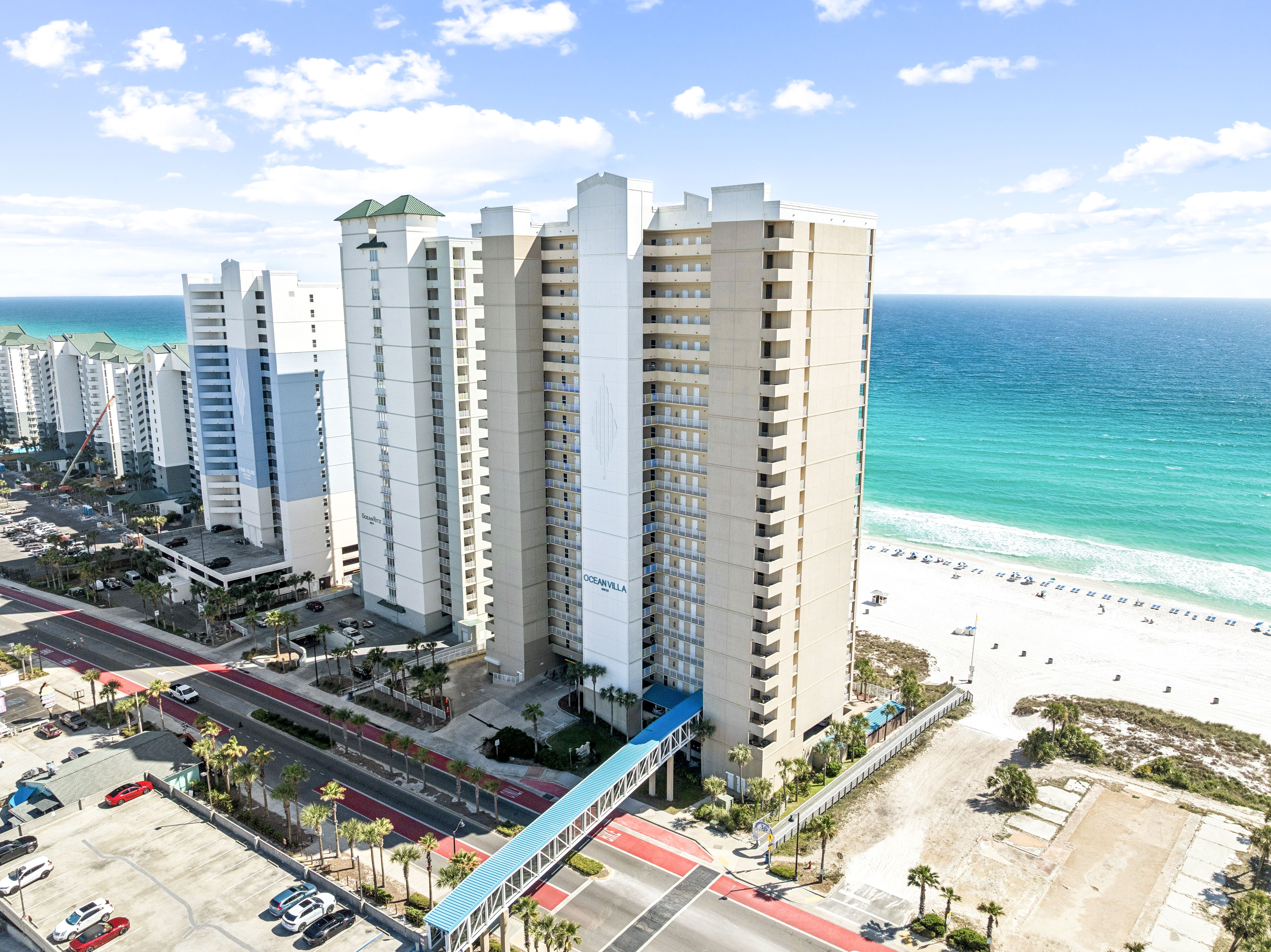  Fully Reimagined Gulf-Front Retreat with Private Oversized Balcony - 物件實景