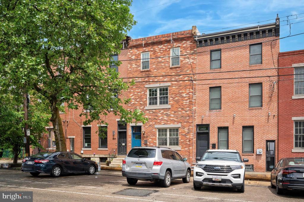 Philadelphia, Pennsylvania, 19125, United States, 4 Bedrooms Bedrooms, ,3 BathroomsBathrooms,Residential,For Sale,1836902