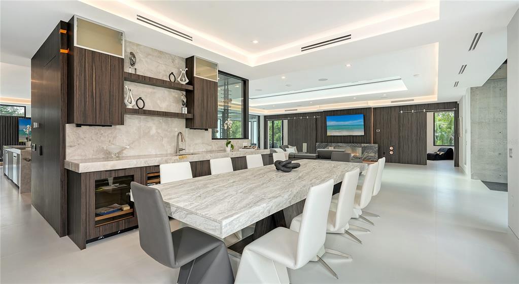 Sarasota, Florida, 34239, United States, 5 Bedrooms Bedrooms, ,8 BathroomsBathrooms,Residential,For Sale,1868707