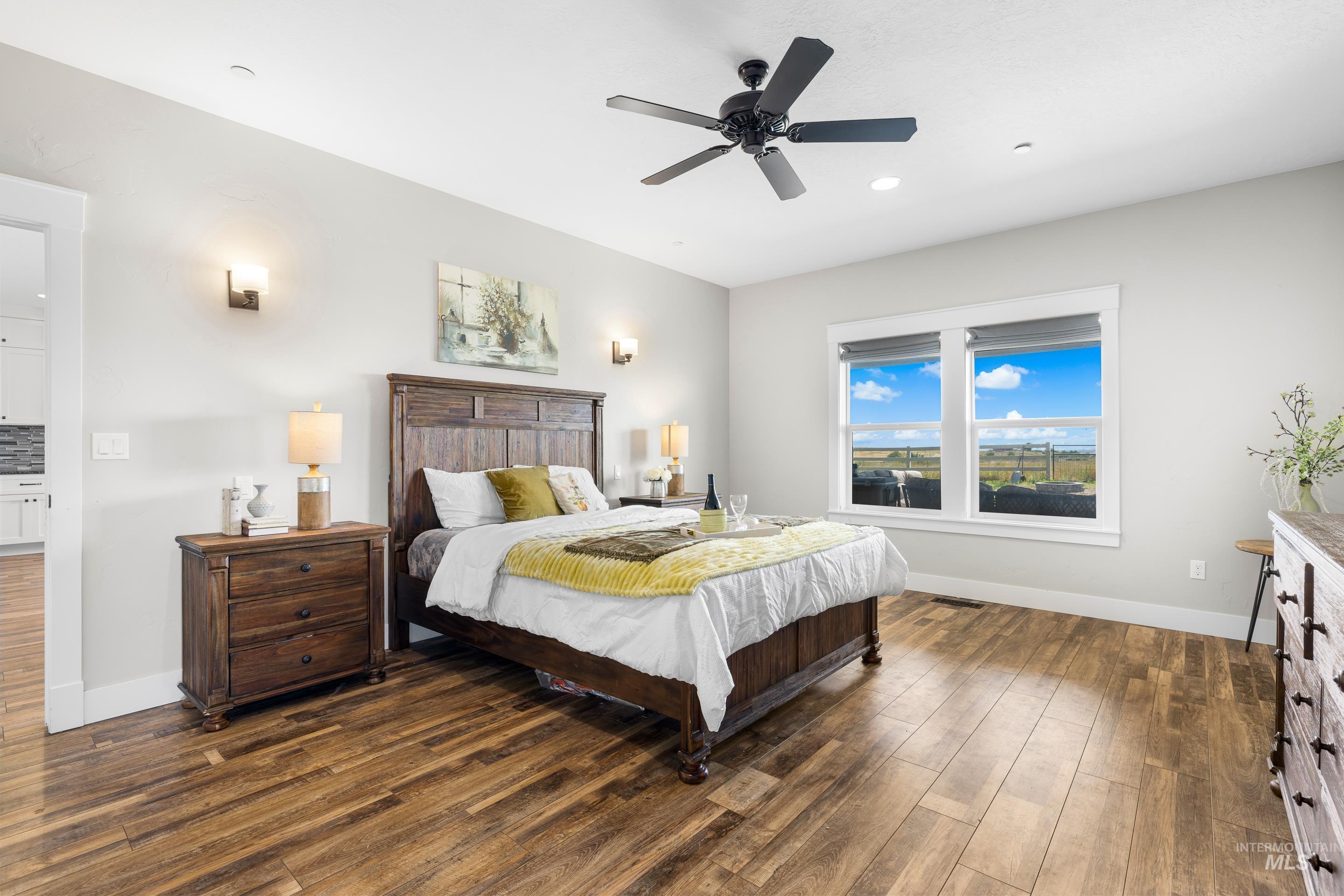 Nampa, Idaho, 83686, United States, 5 Bedrooms Bedrooms, ,Residential,For Sale,1989530