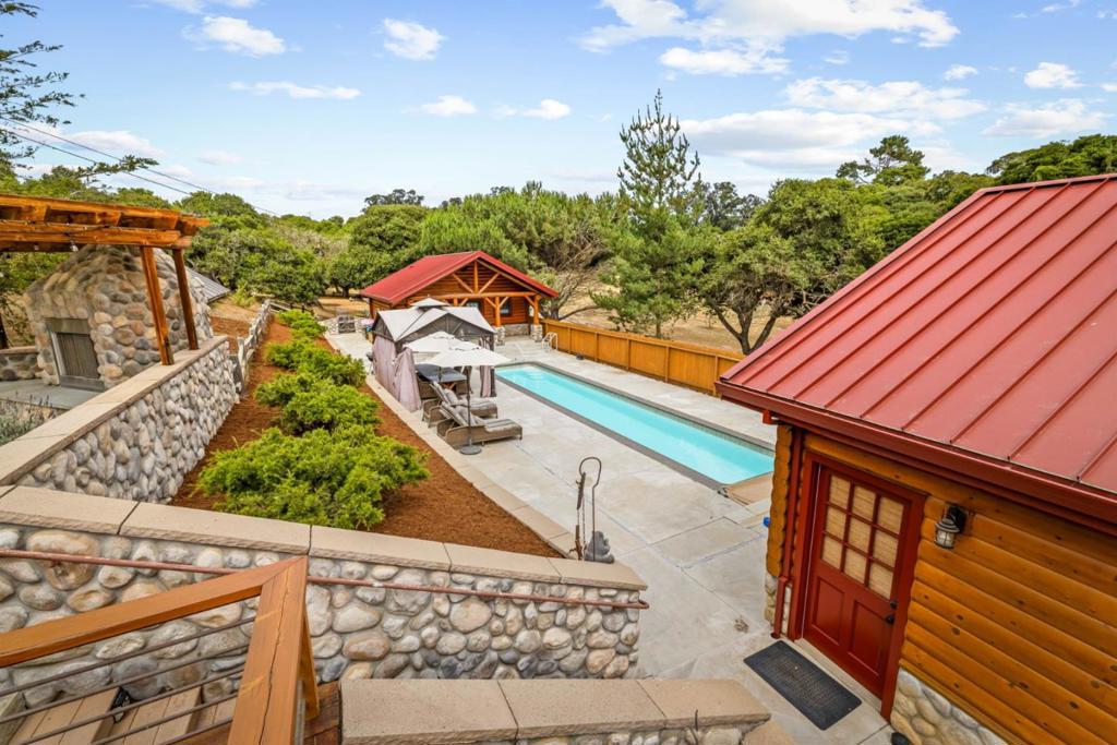 Salinas, California, 93907, United States, 3 Bedrooms Bedrooms, ,4 BathroomsBathrooms,Residential,For Sale,1974769