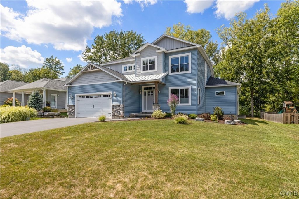 Baldwinsville, New York, 13027, United States, 3 Bedrooms Bedrooms, ,3 BathroomsBathrooms,Residential,For Sale,1933021