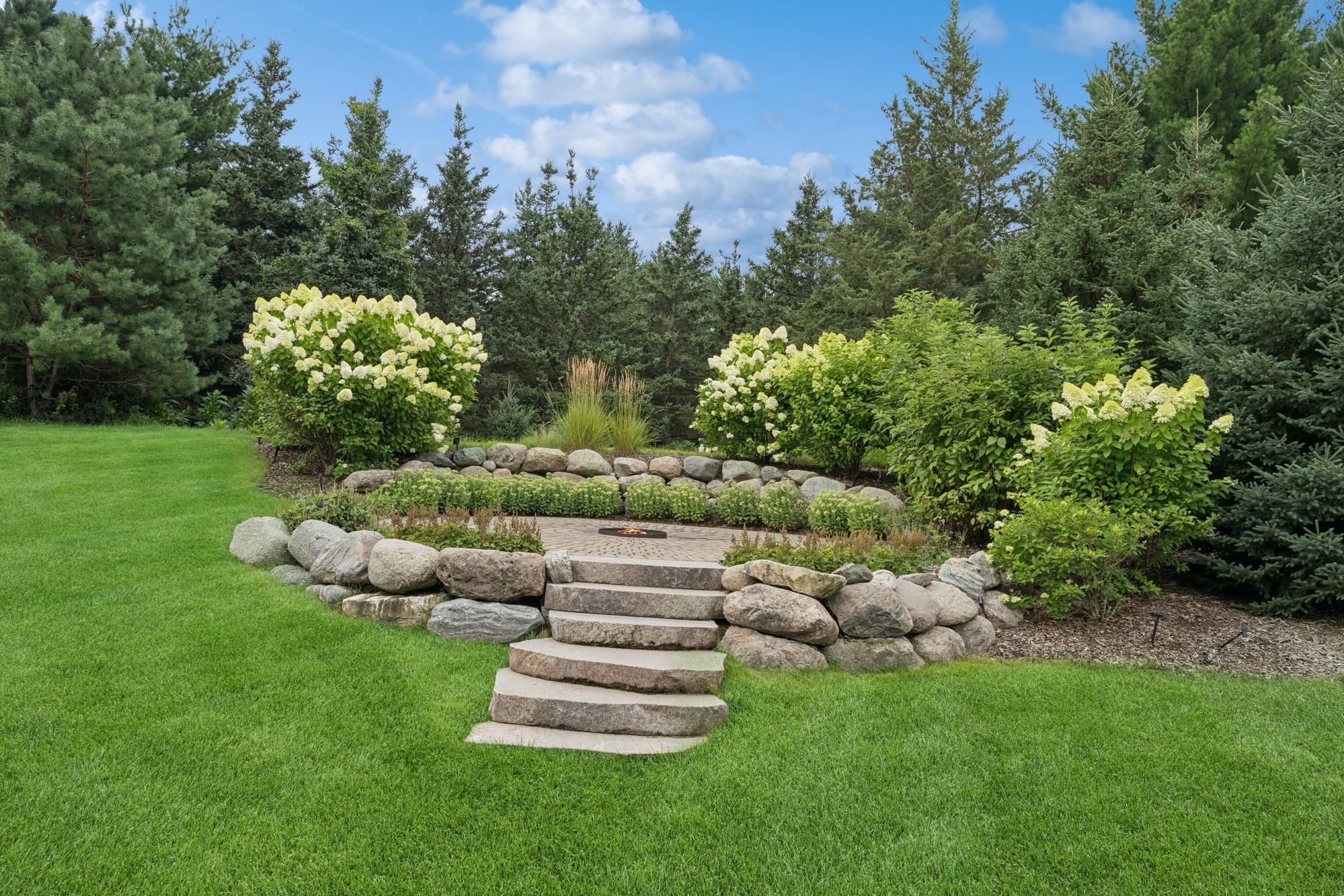 Brooklyn Park, Minnesota, 55445, United States, 5 Bedrooms Bedrooms, ,3 BathroomsBathrooms,Residential,For Sale,1991127