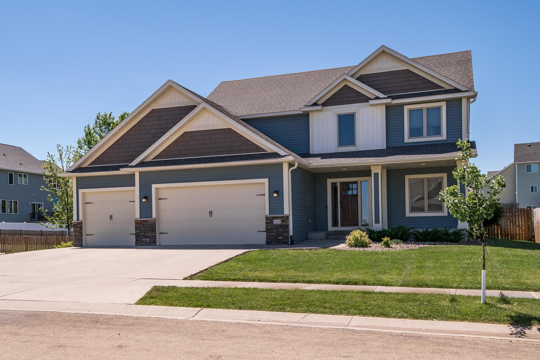 Rochester, Minnesota, 55902, United States, 4 Bedrooms Bedrooms, ,3 BathroomsBathrooms,Residential,For Sale,1940944