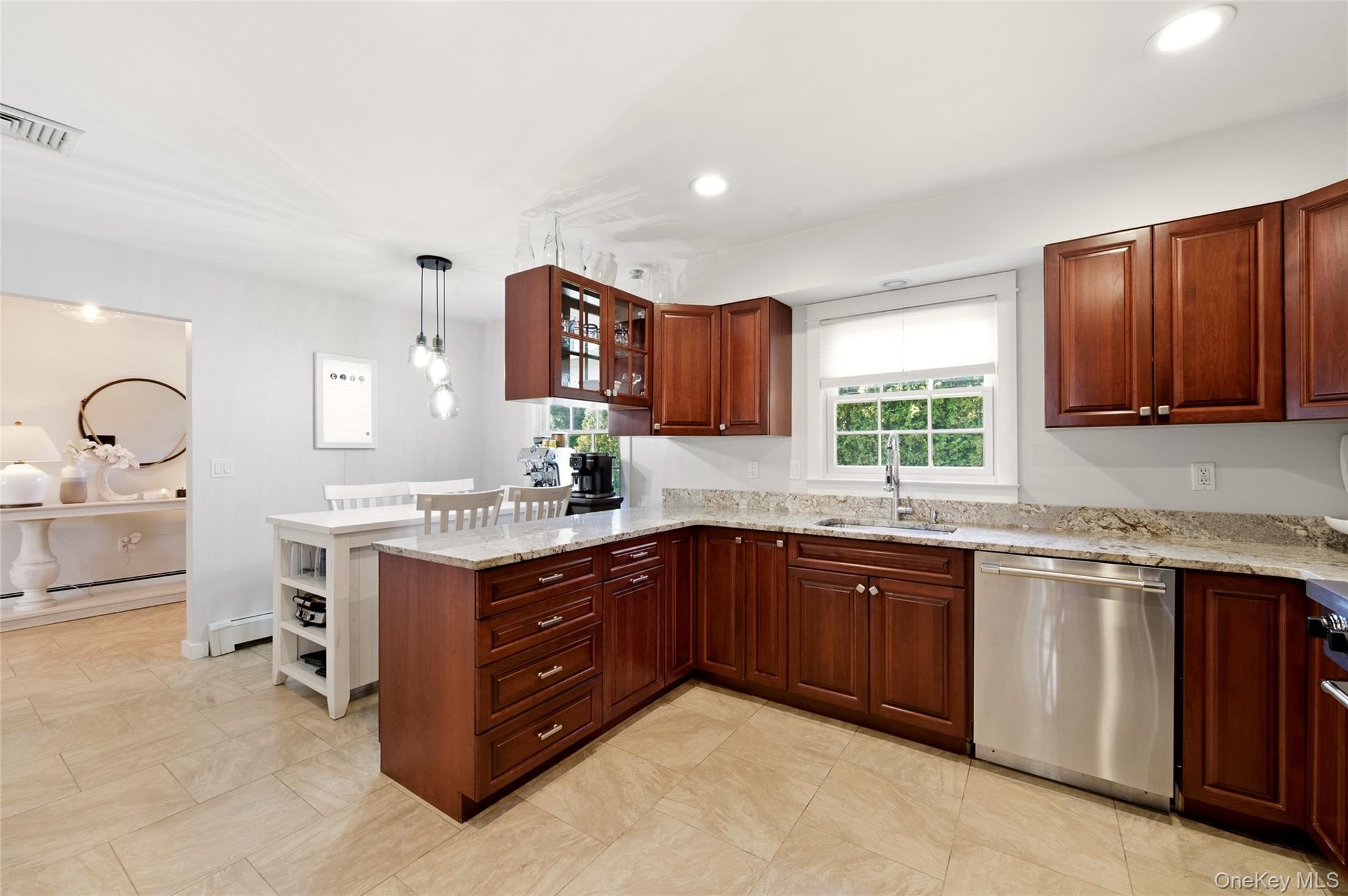  30 Cove Road, Huntington, NY, 11743 - 物件實景