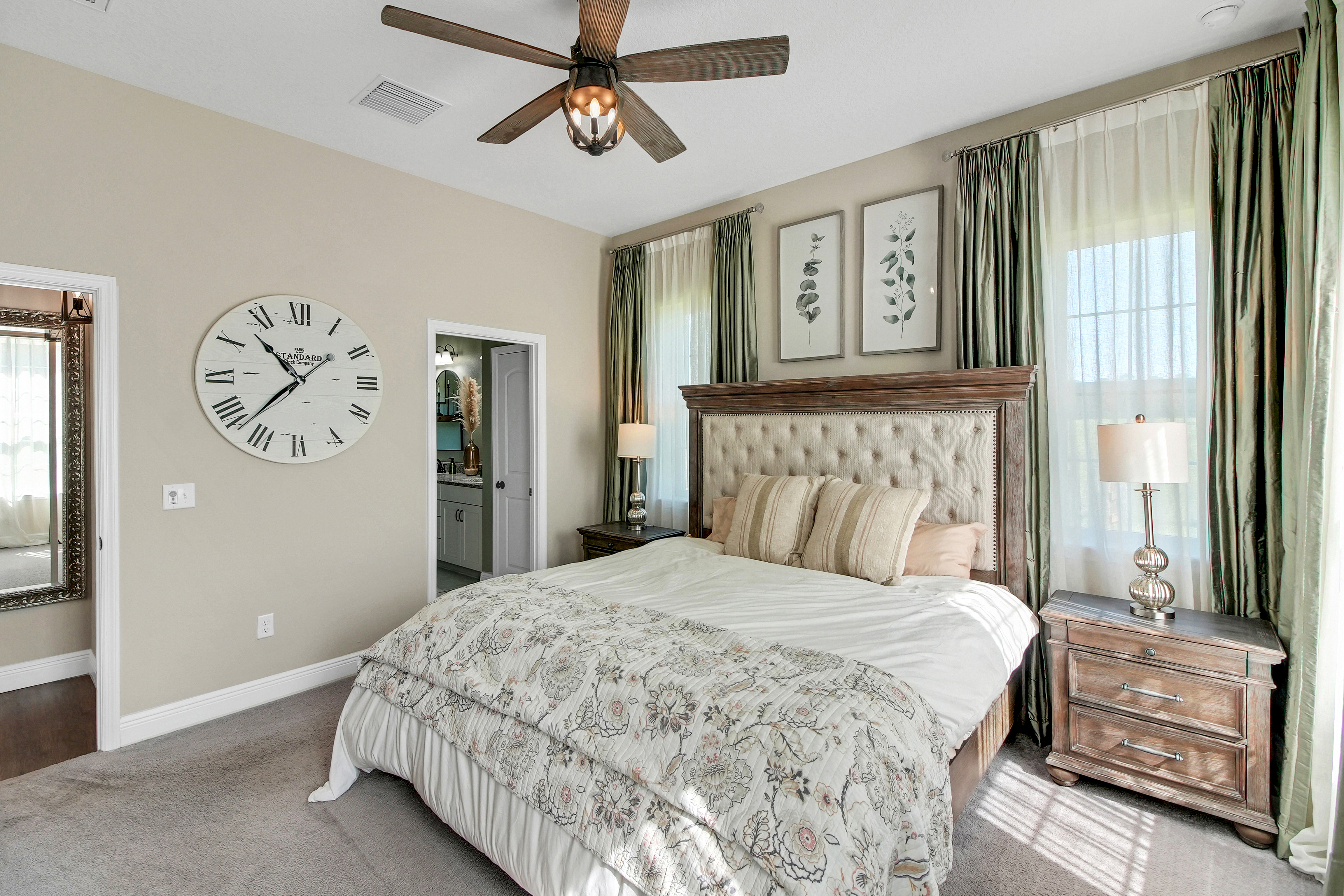 Oxford, Florida, 34484, United States, 4 Bedrooms Bedrooms, ,3 BathroomsBathrooms,Residential,For Sale,1983578