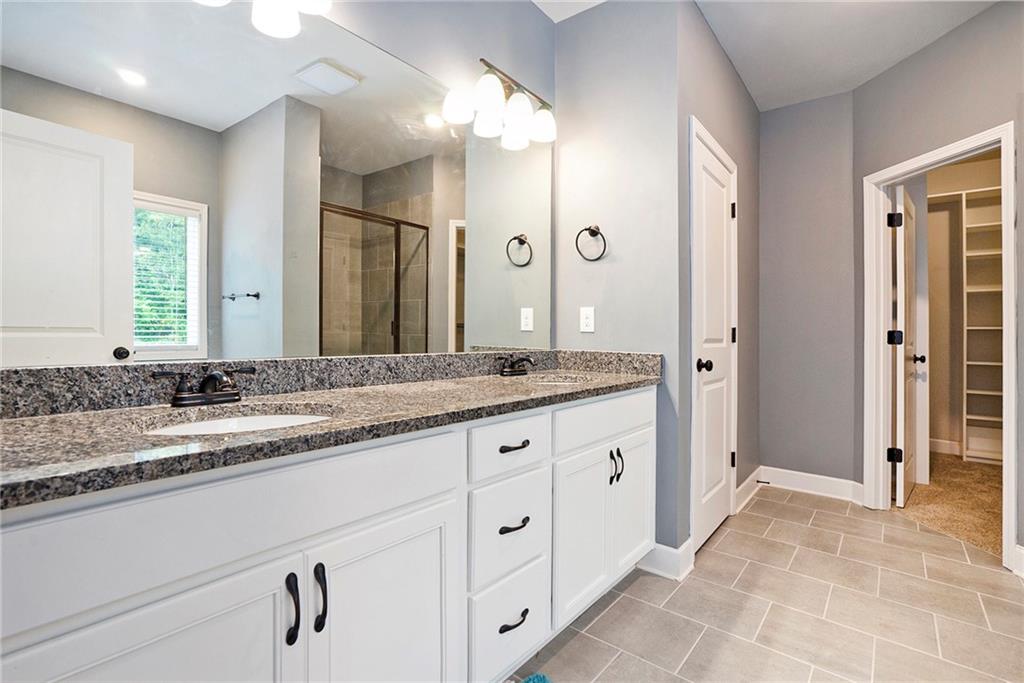 Covington, Georgia, 30014, United States, 5 Bedrooms Bedrooms, ,4 BathroomsBathrooms,Residential,For Sale,1885904