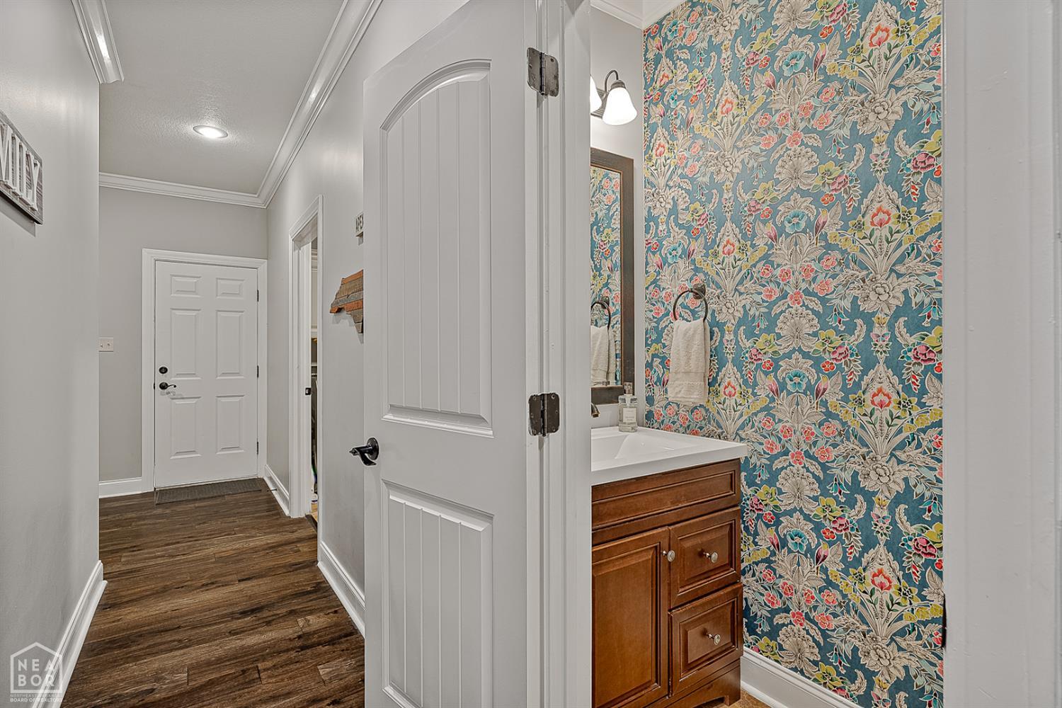 Jonesboro, Arkansas, 72404, United States, 5 Bedrooms Bedrooms, ,4 BathroomsBathrooms,Residential,For Sale,1978378